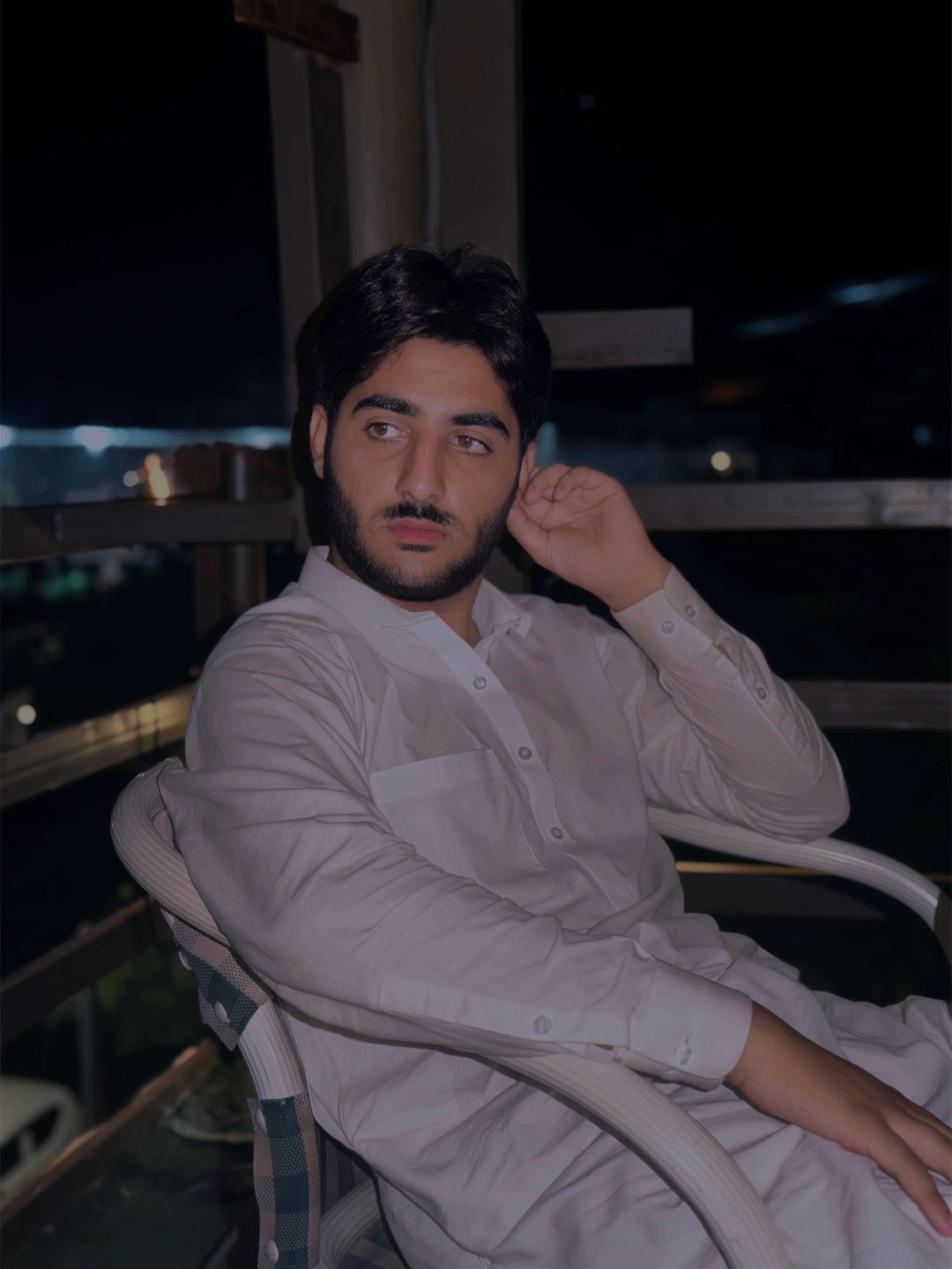 @(لونگین بابک)