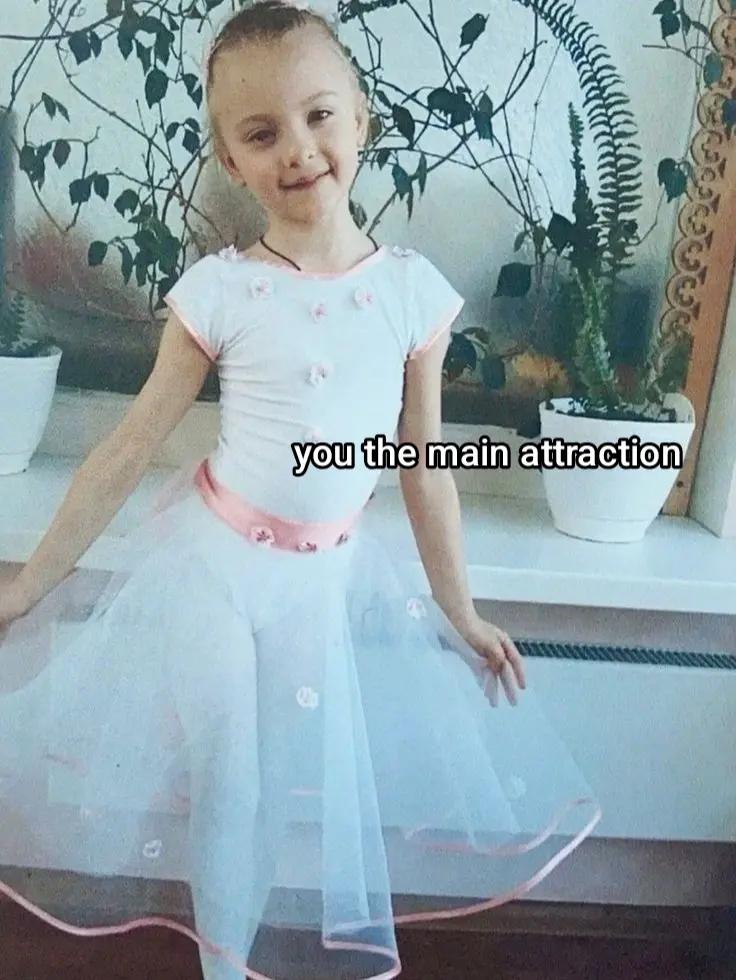 @???