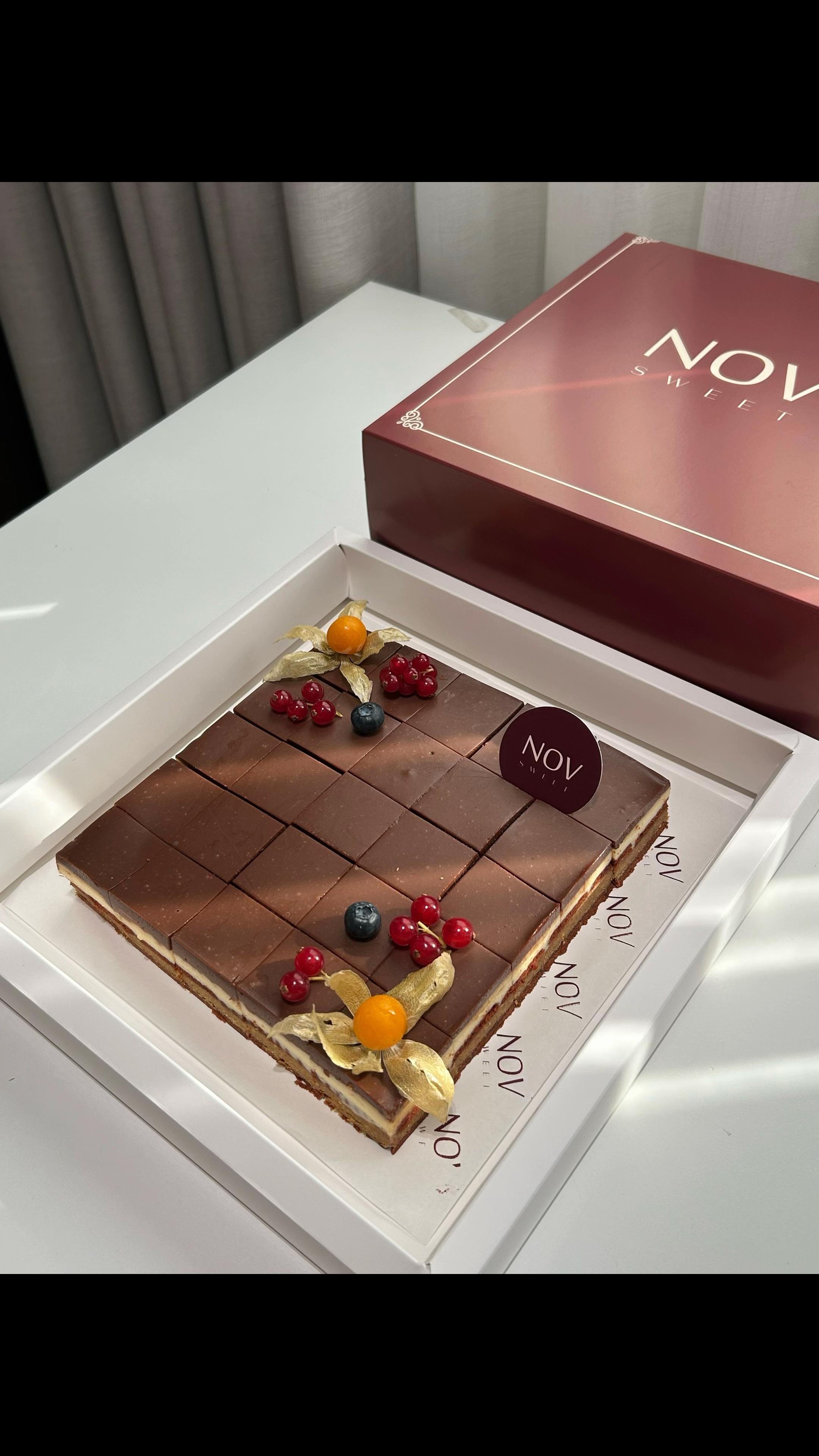 @نوفمْبر سويت🍫| الجبيل 📍✨