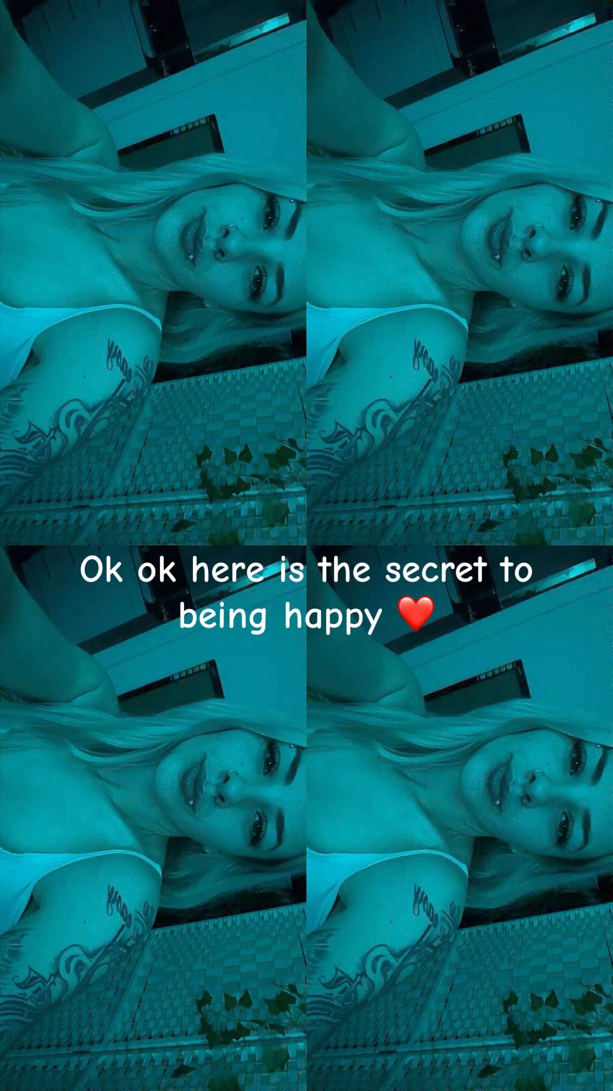 @Ella 🤍🦢