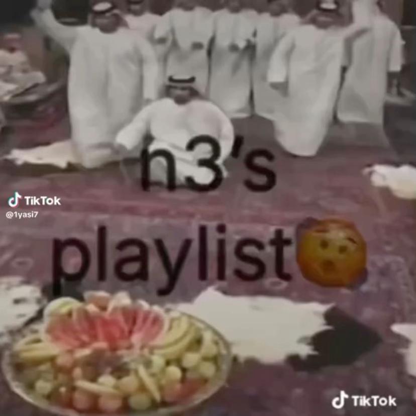 @⁸
