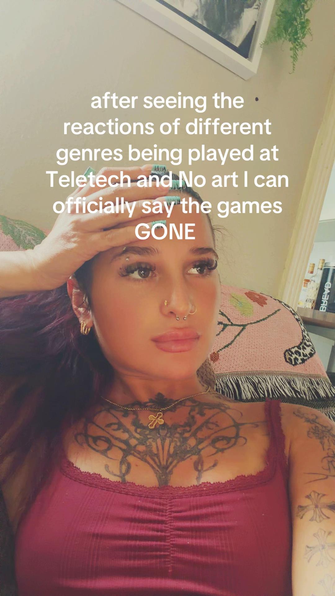 @💋