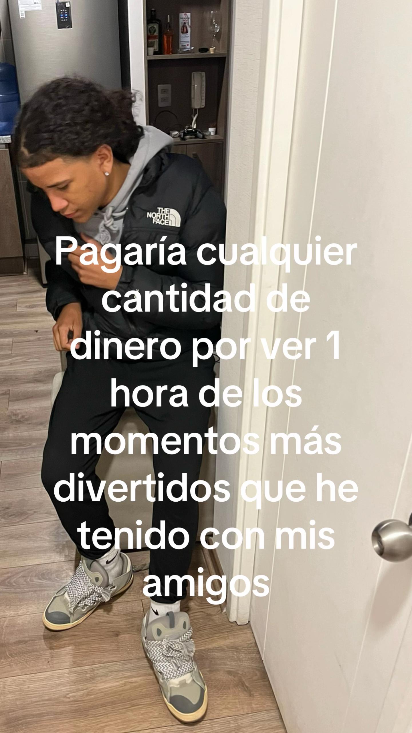 @ChUCkYy❤️🖤