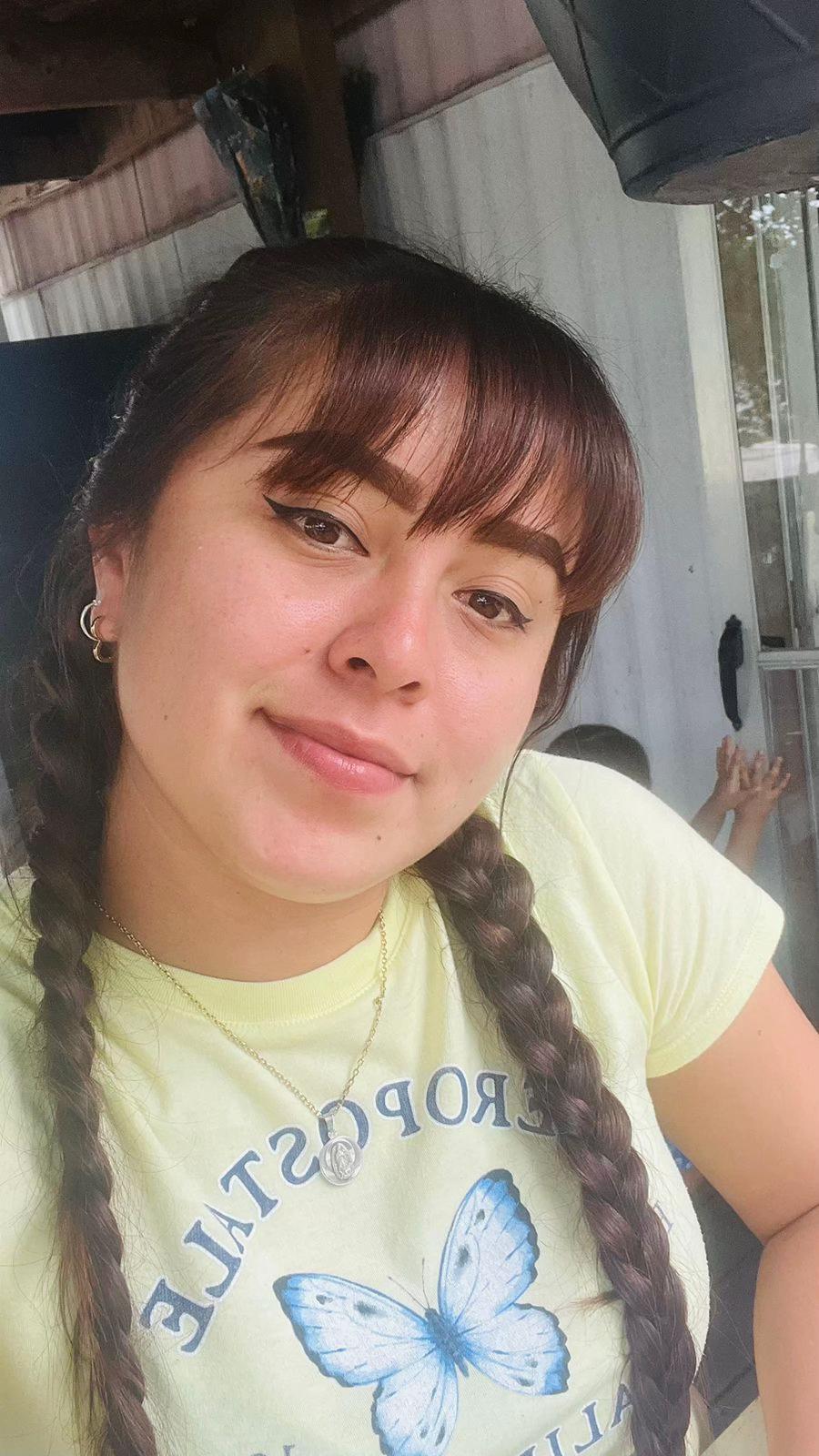 @Esme Muñoz 🦋✨