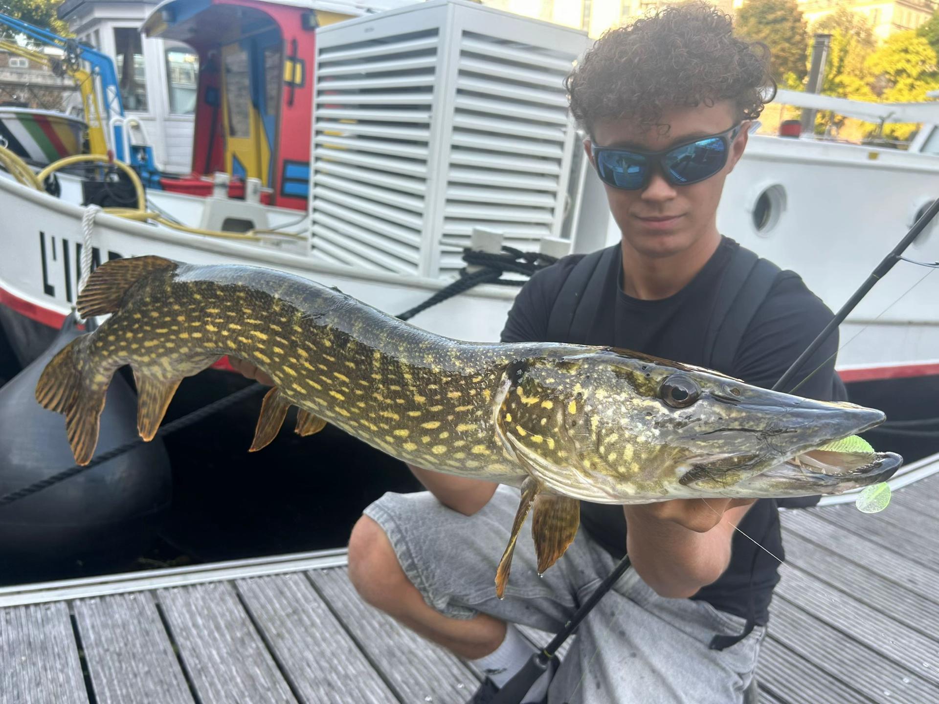 @le0_fishing