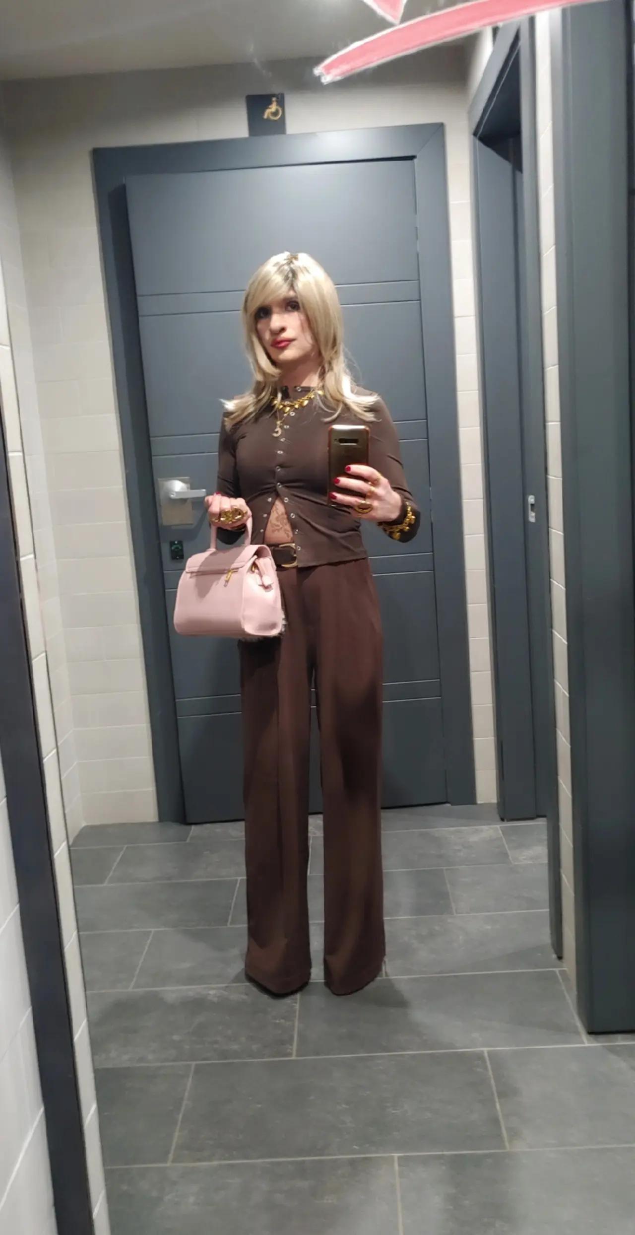 @Chanel