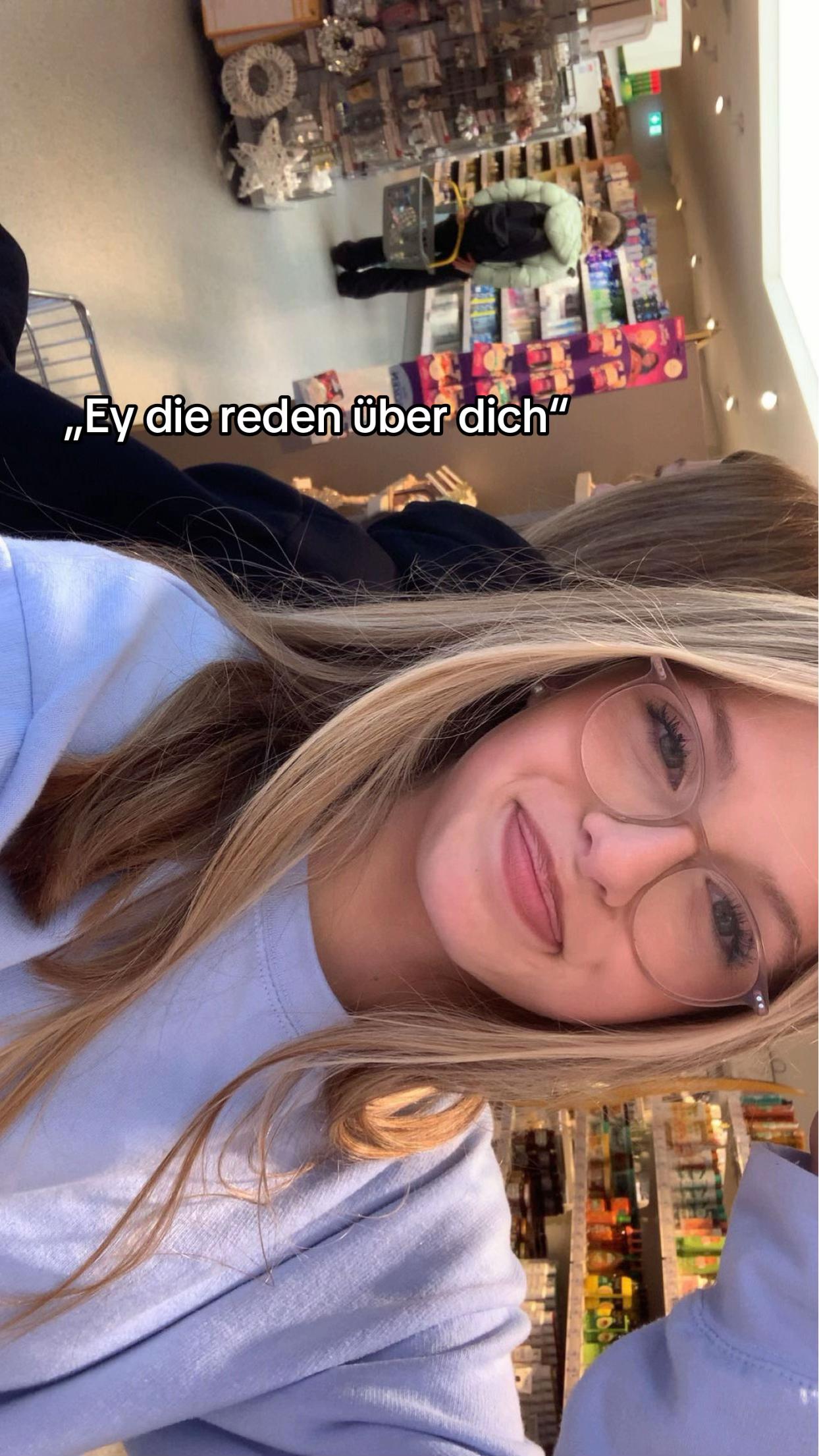@𝐙𝐨𝐞𝐲