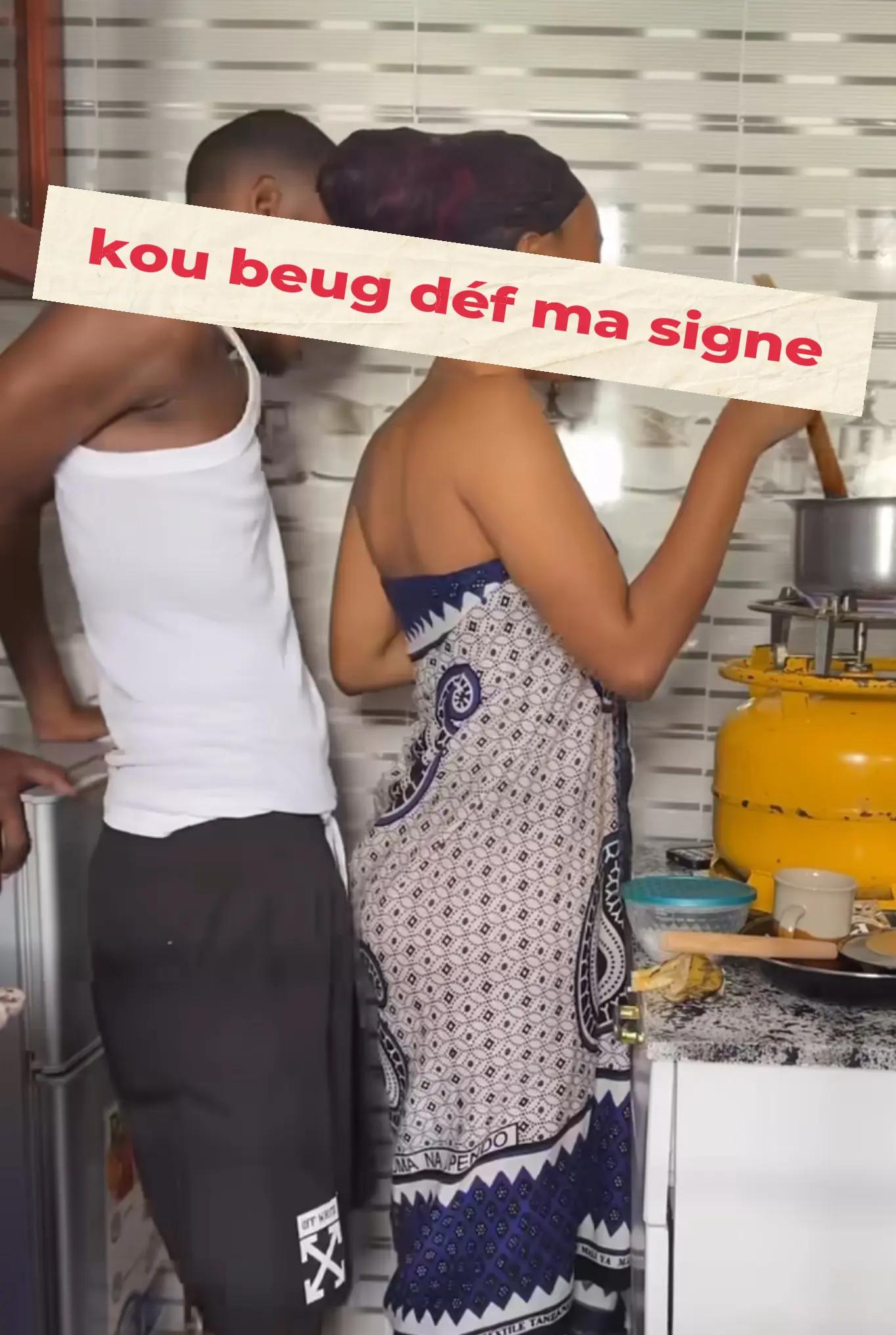@N&Eacute;KH COY