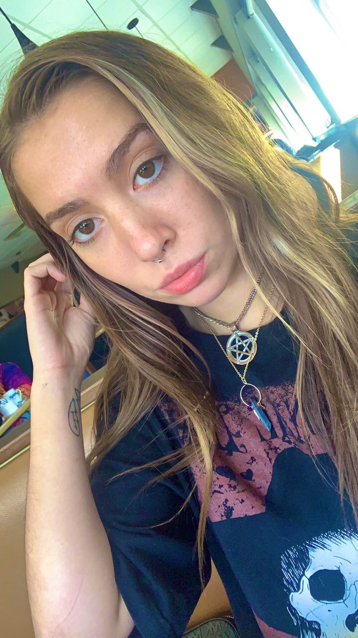 @Axerjoyjoy