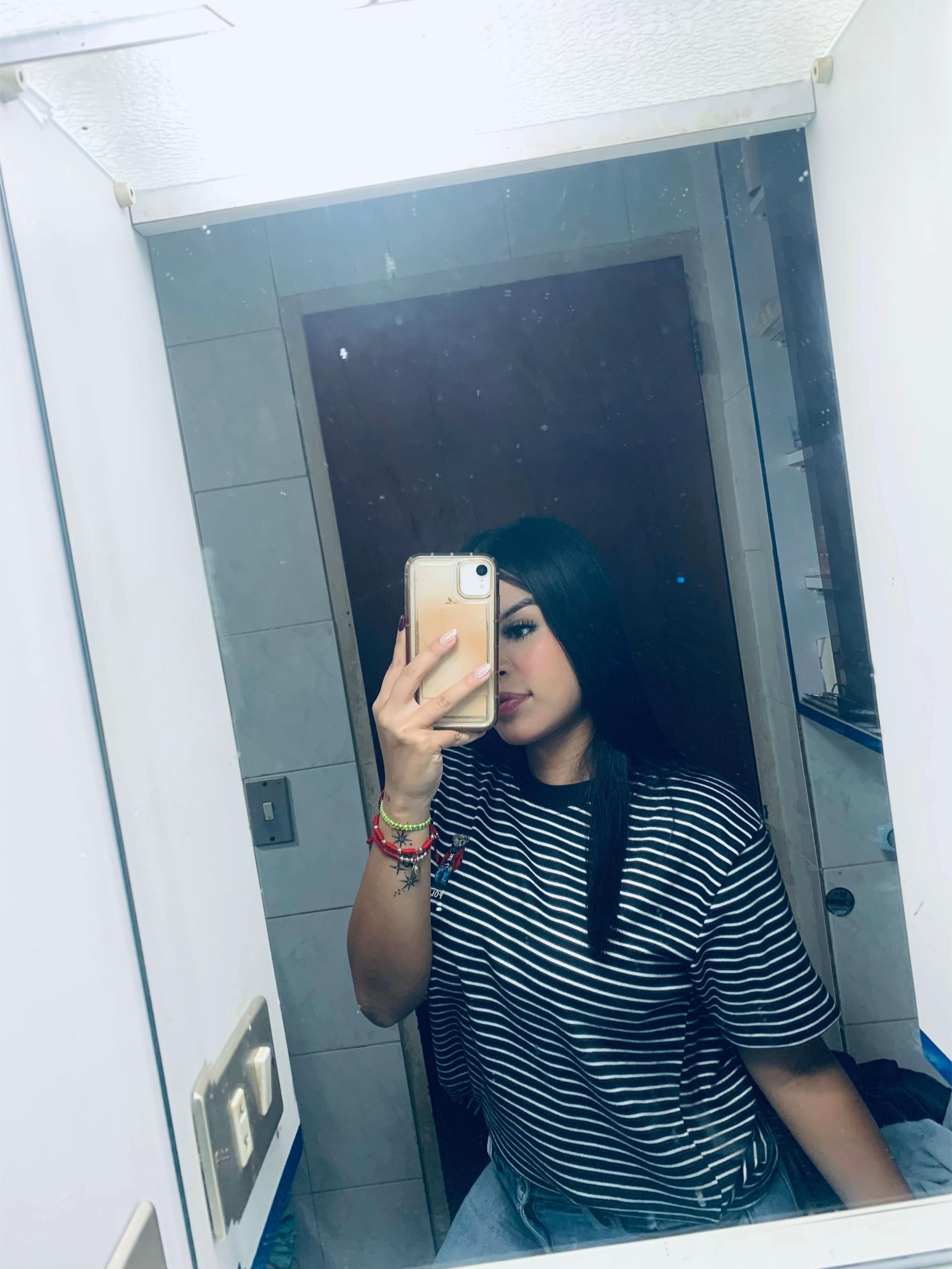 @𝐕🧸