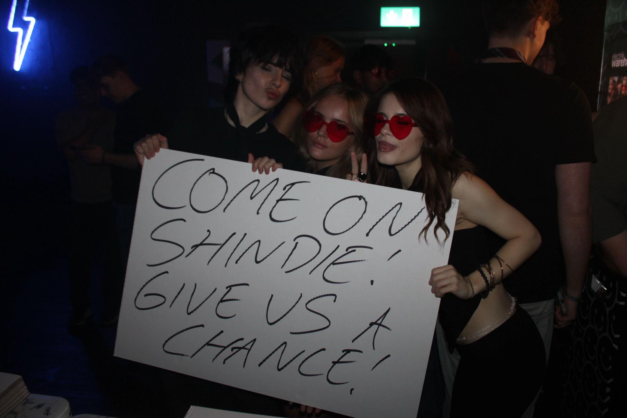 @Shit Indie Disco