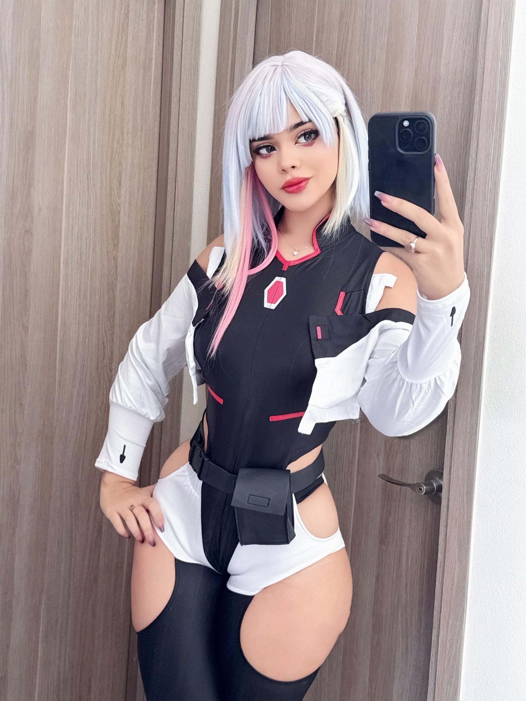 @Chxrryxblossom