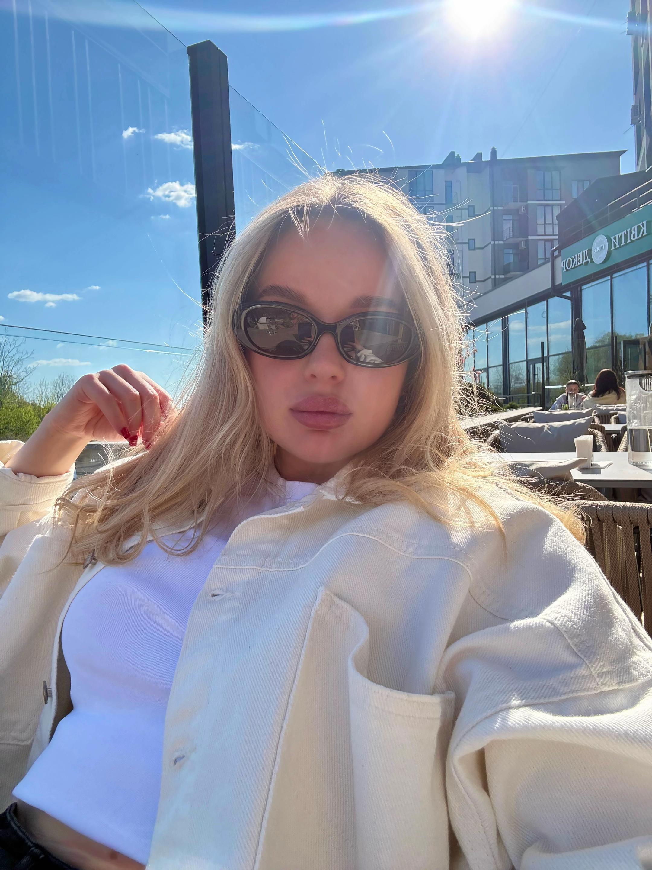 @Vika