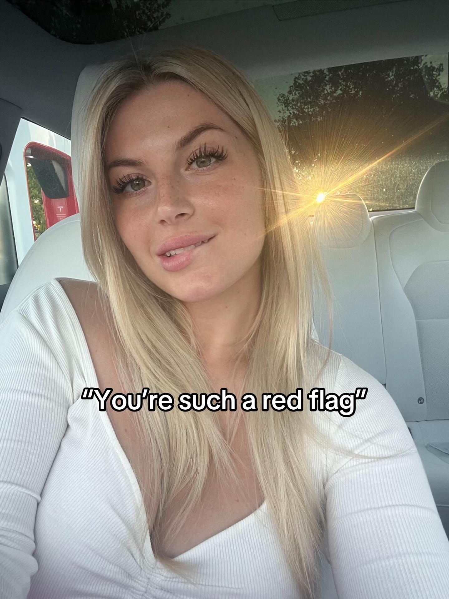 @rebeccacambria