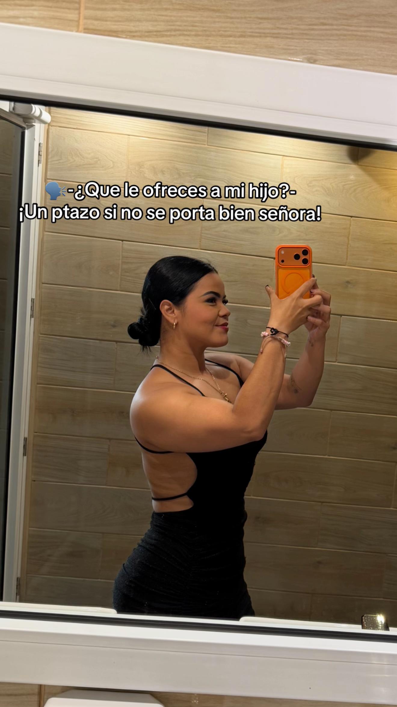 @Vicky🫦