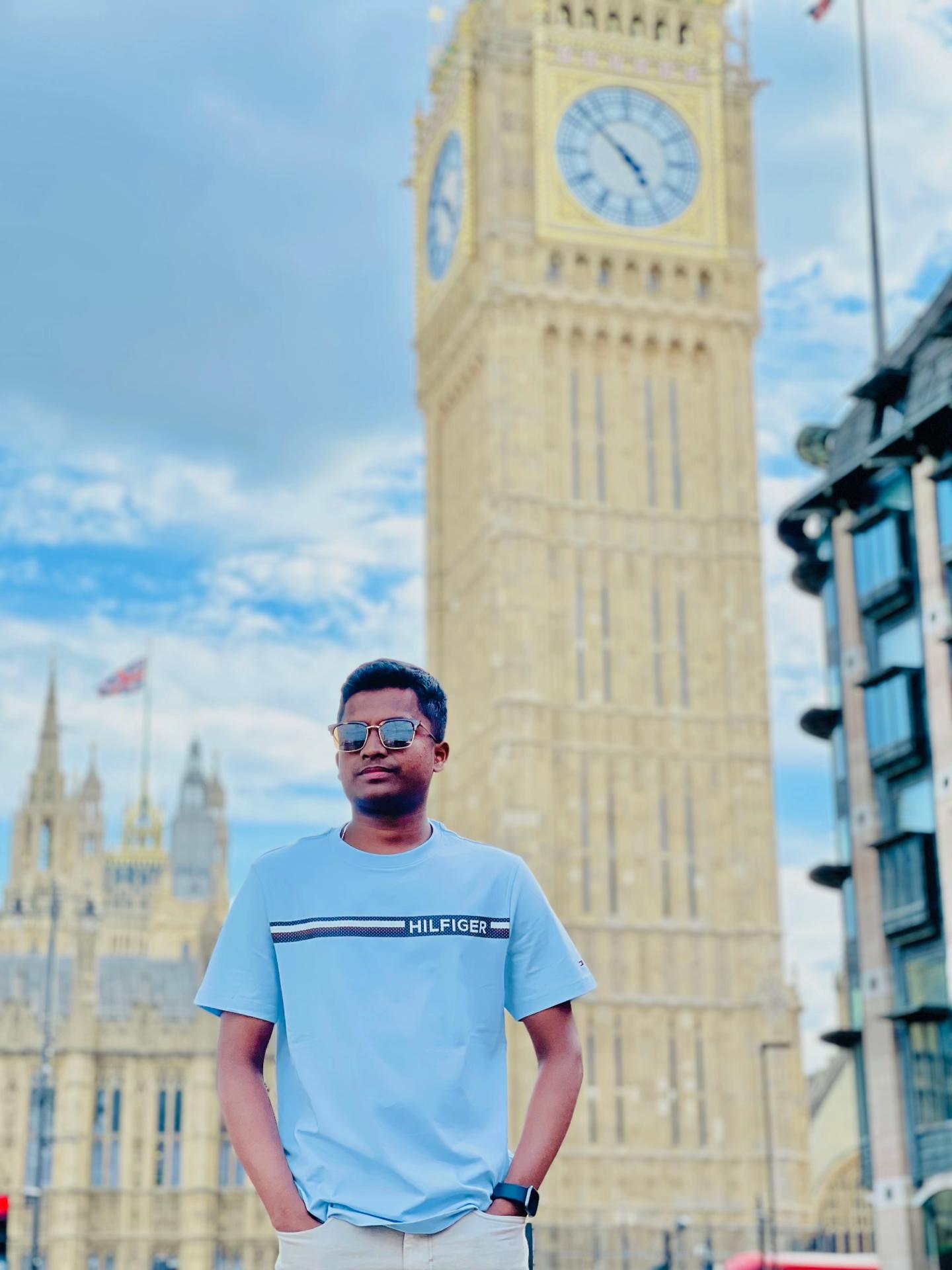 @Minhaj🇬🇧