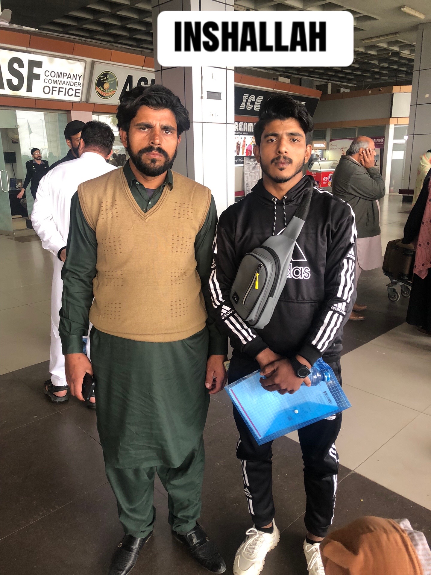 @Dani 🇵🇰🇦🇪