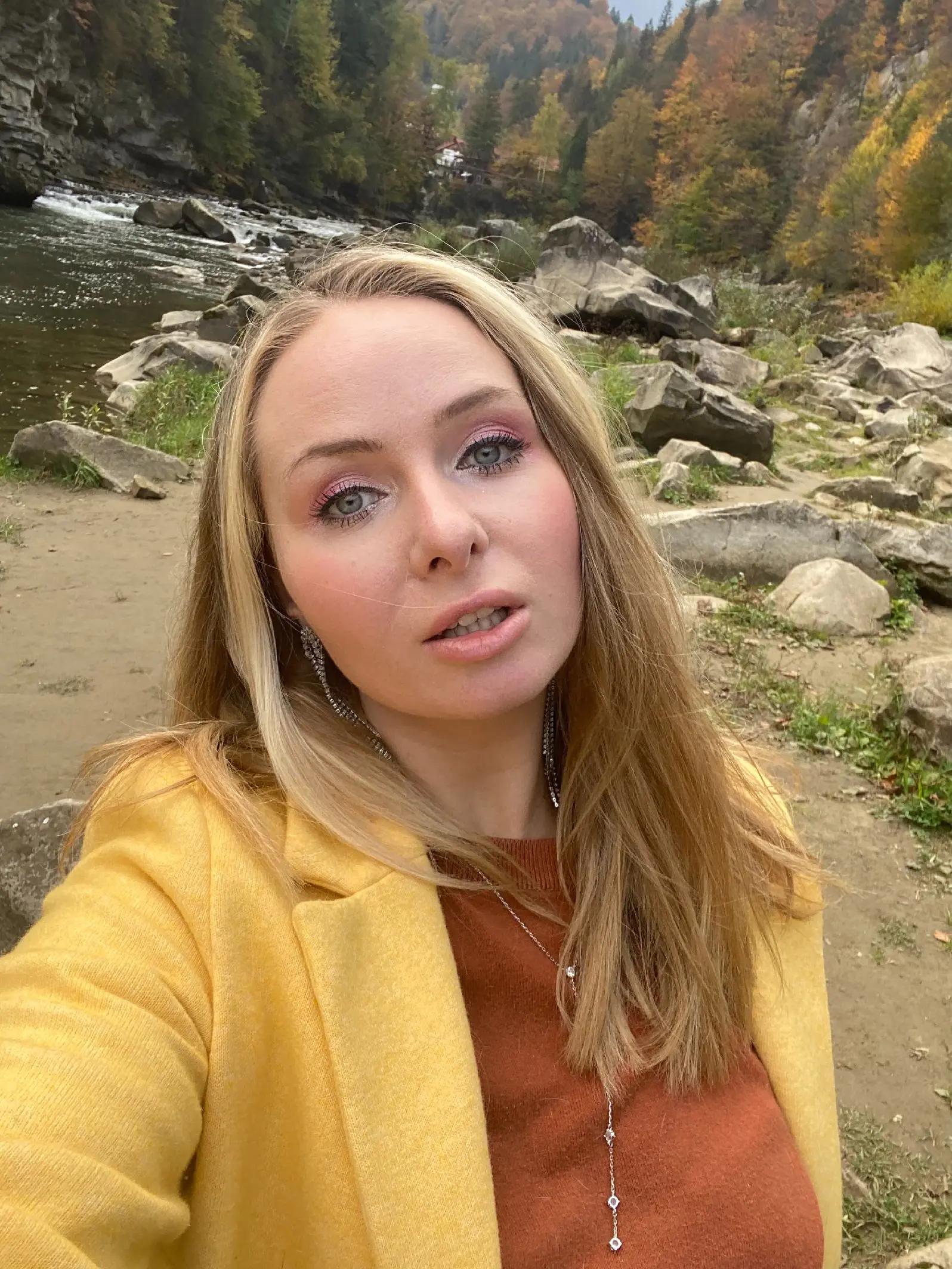 @𝐀𝐦𝐞𝐥𝐢𝐚🧸