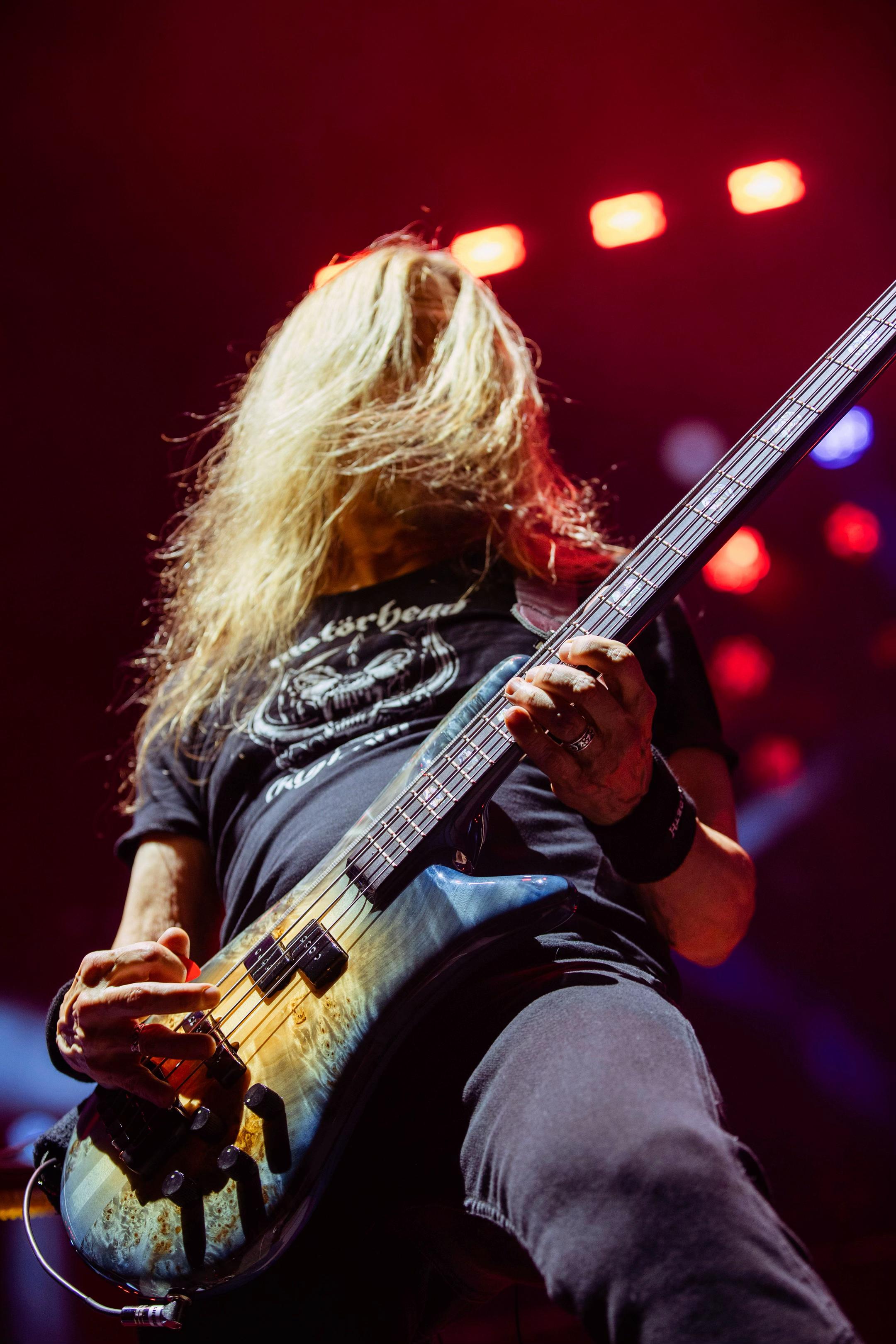 @Megadeth
