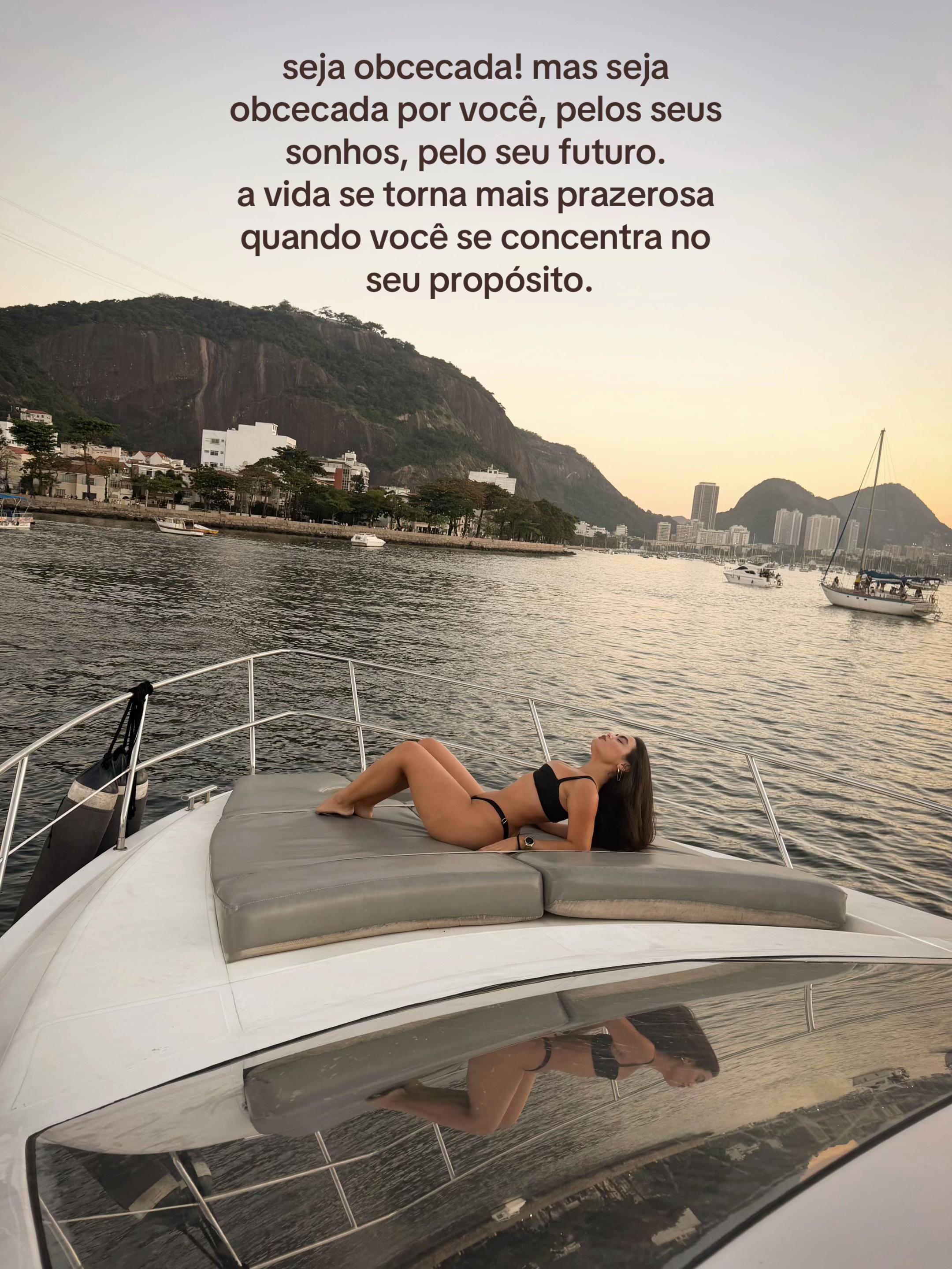 @Ana Clara 🪽