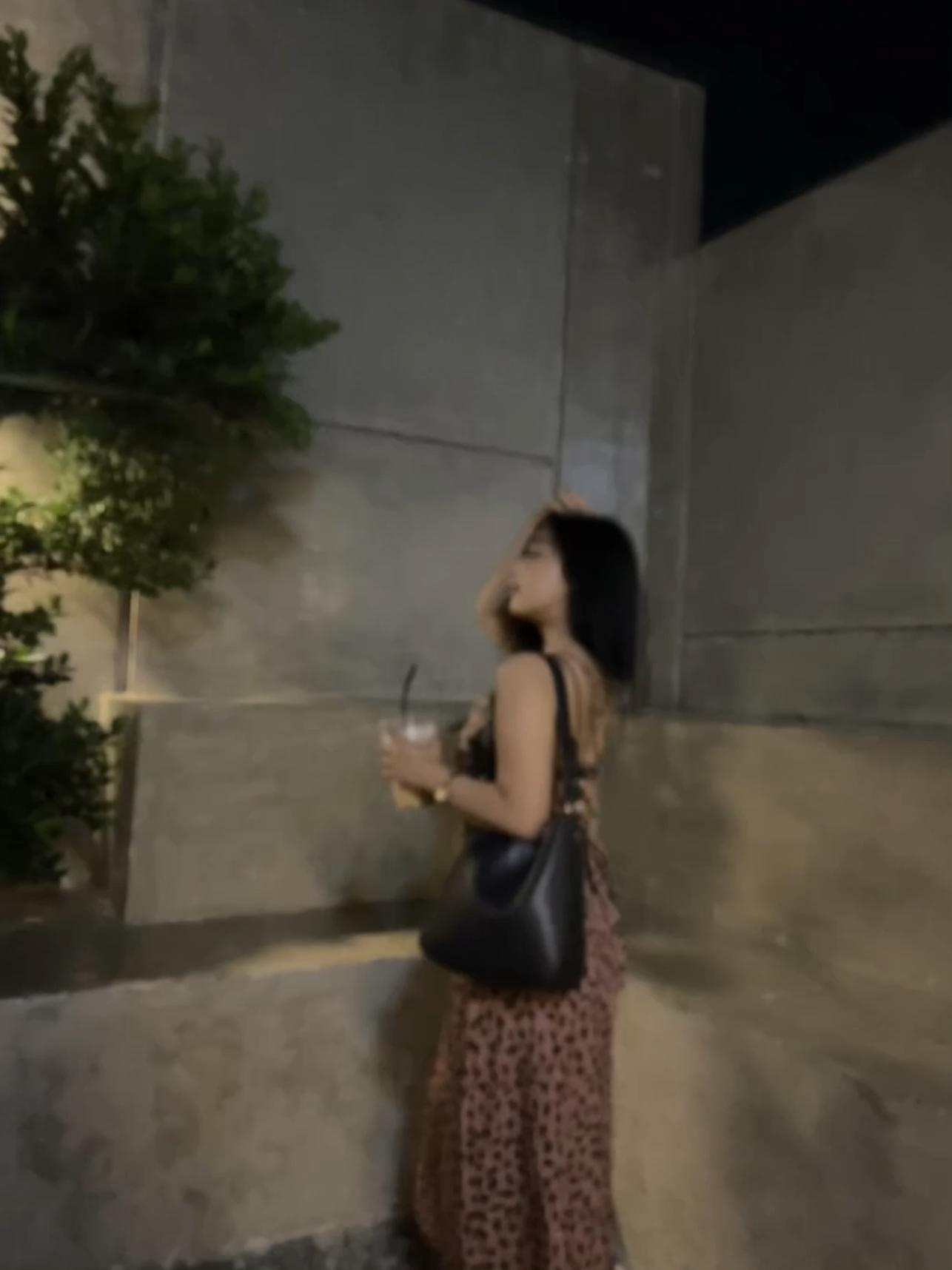 @T