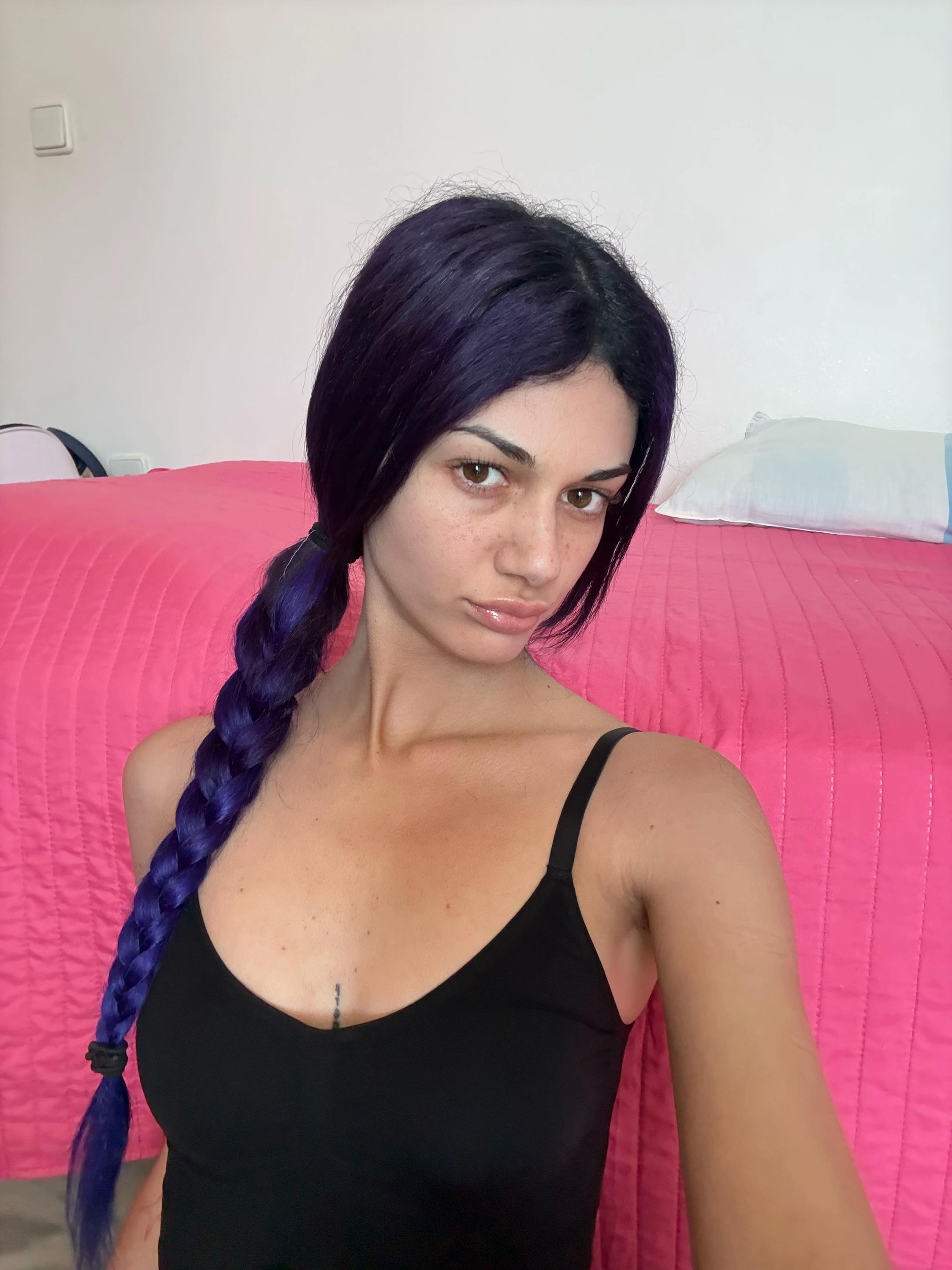 @v9