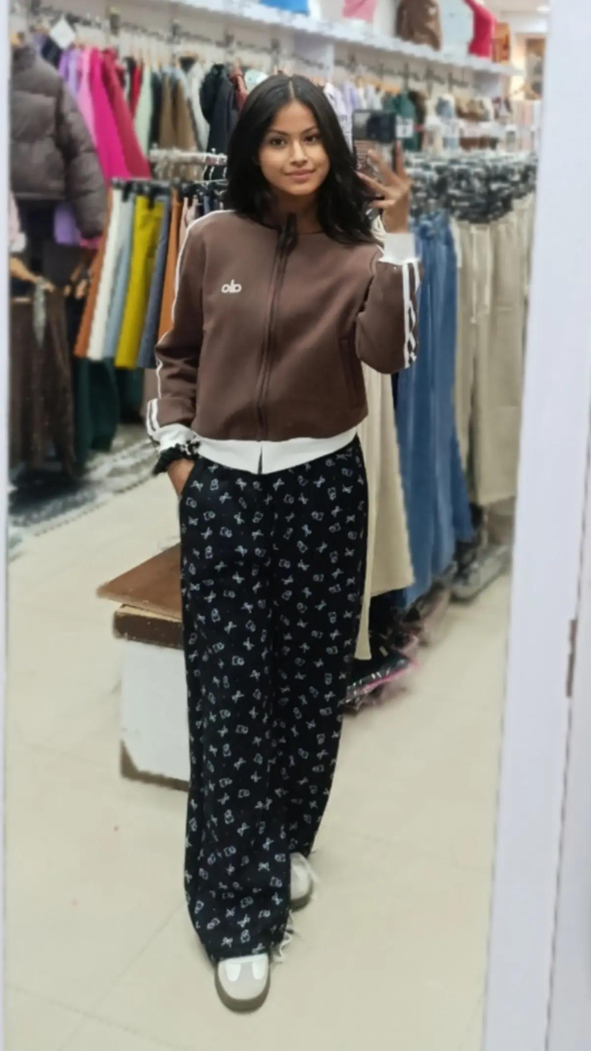 @kabita☘️🕊️