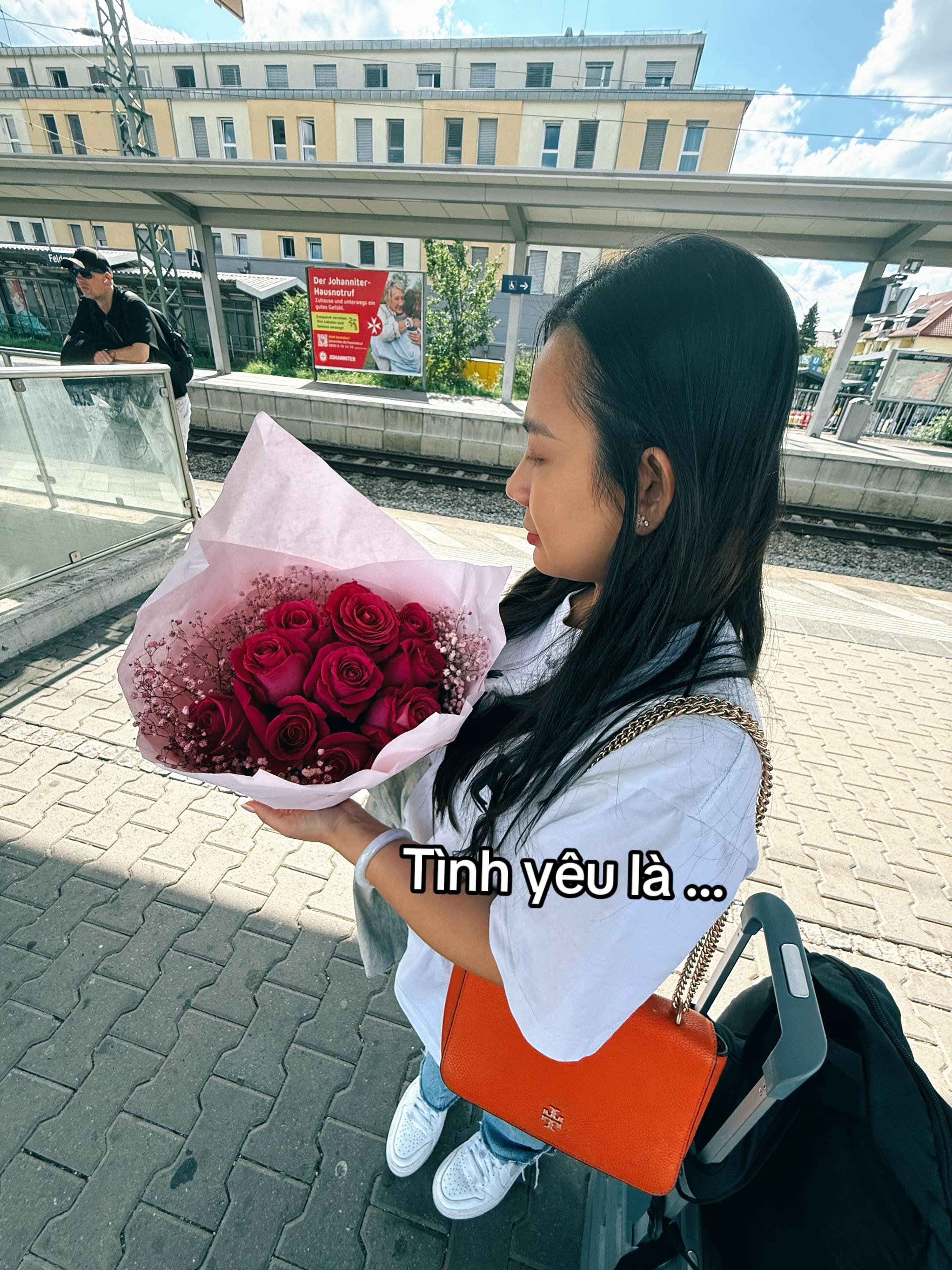 @Kẻ Săn Hồng H&agrave; Nhi