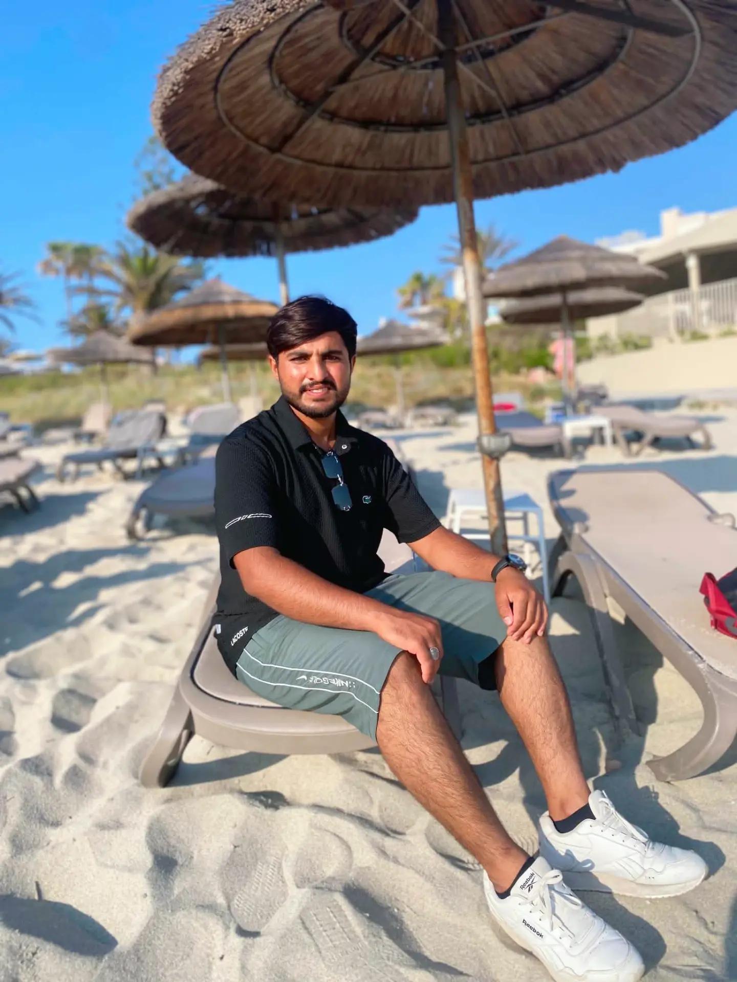 @SADA SAHI🇵🇰