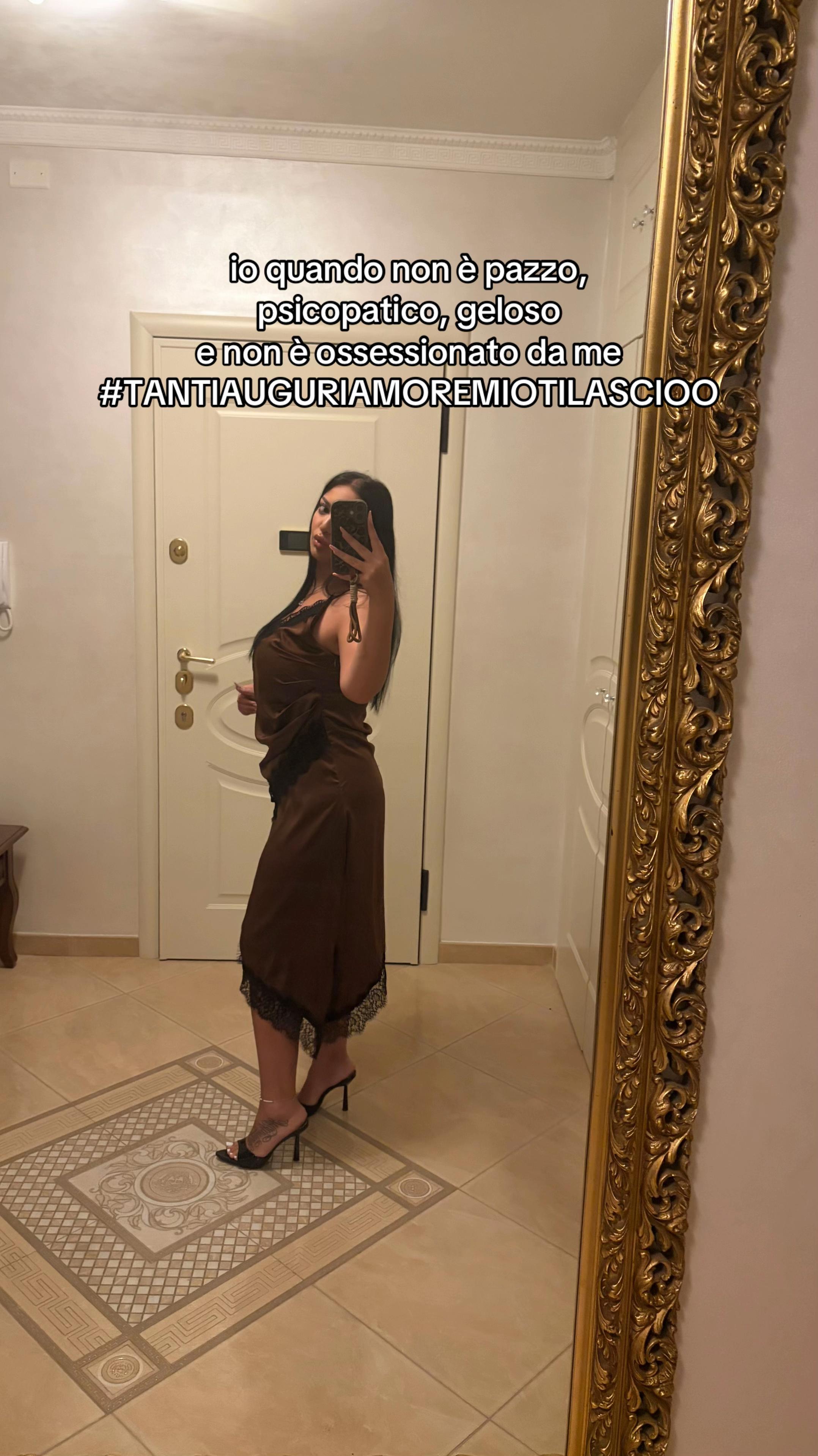@alxsja_