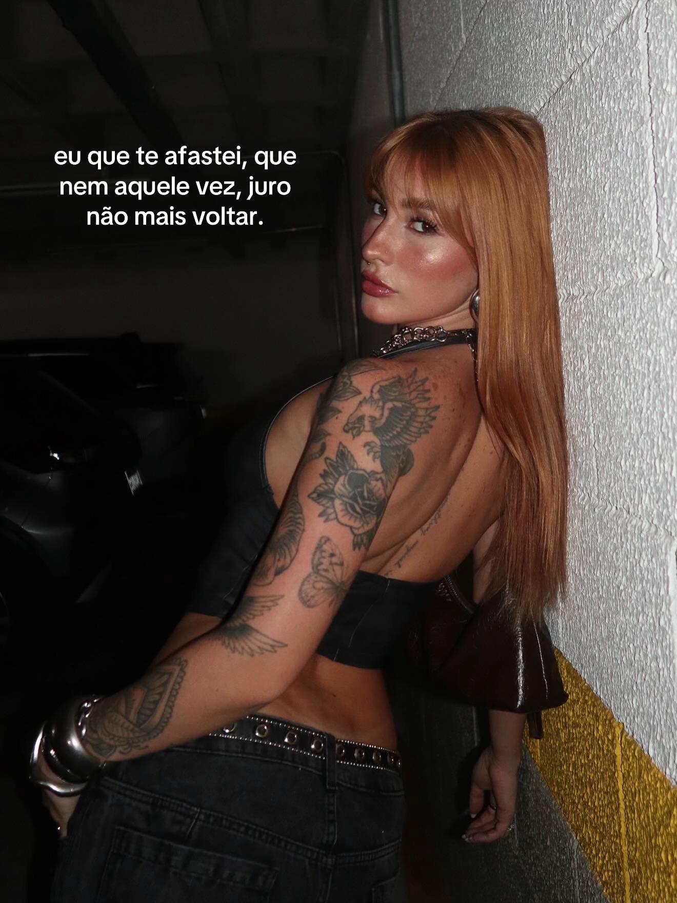 @Vit&oacute;ria Mondoni