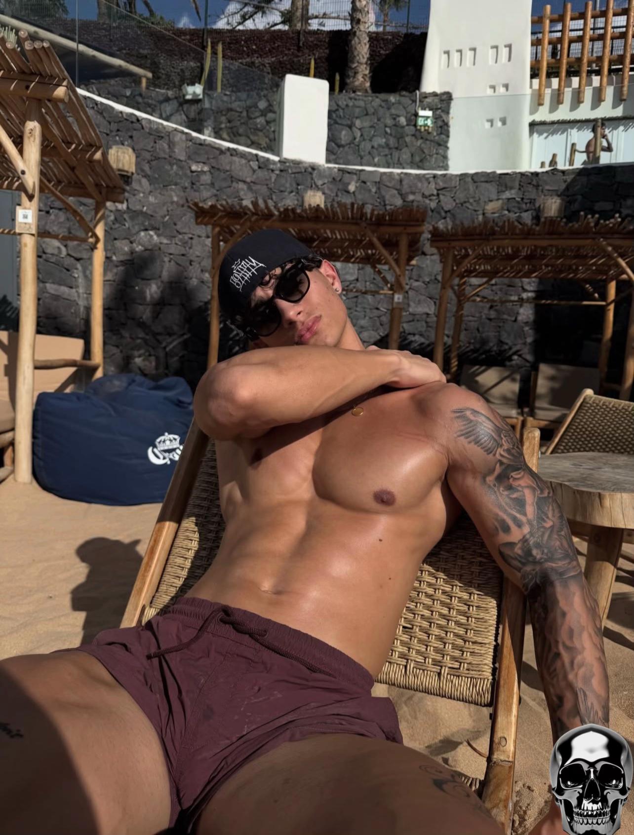 @adamzone2