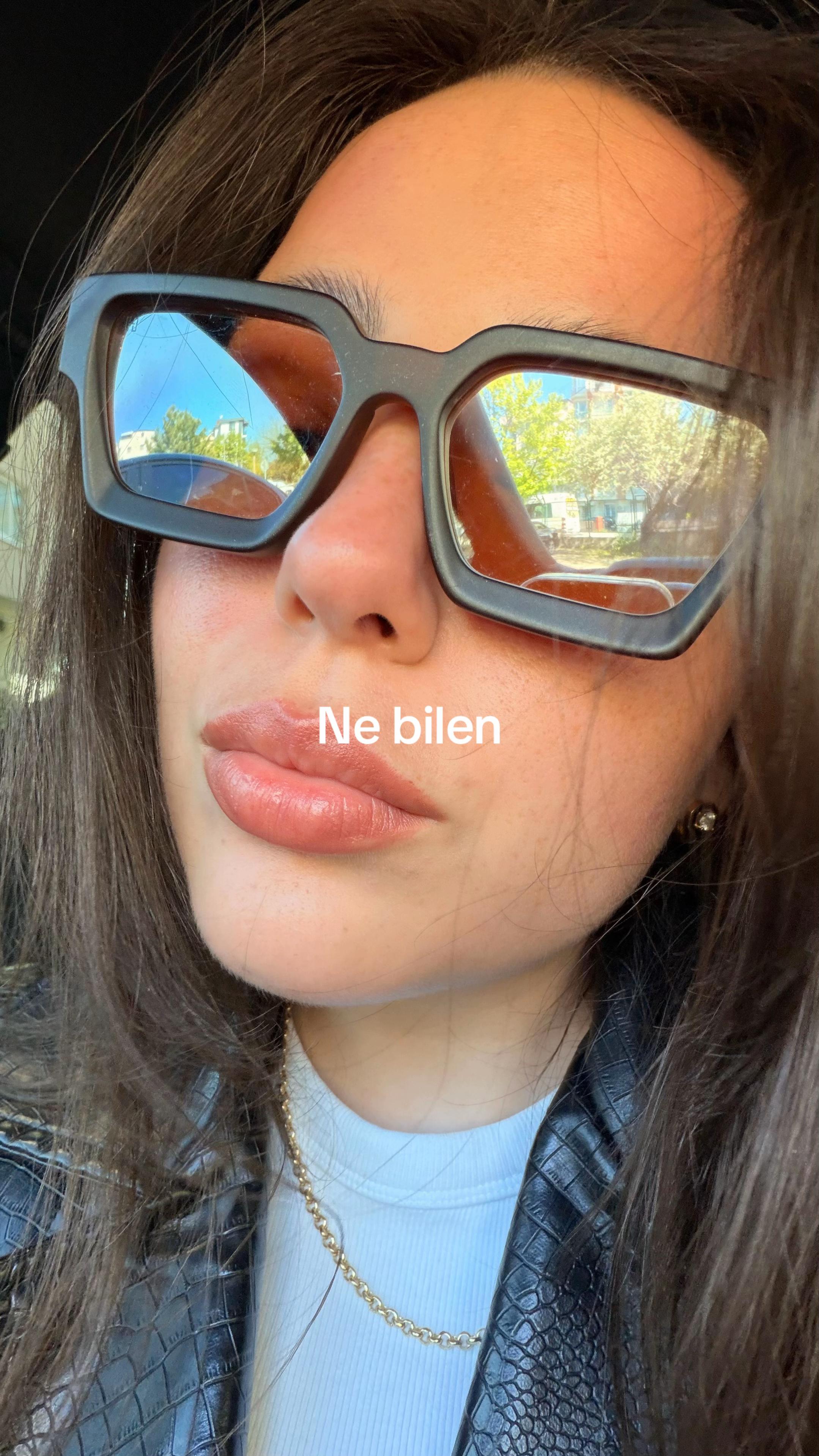 @Mina