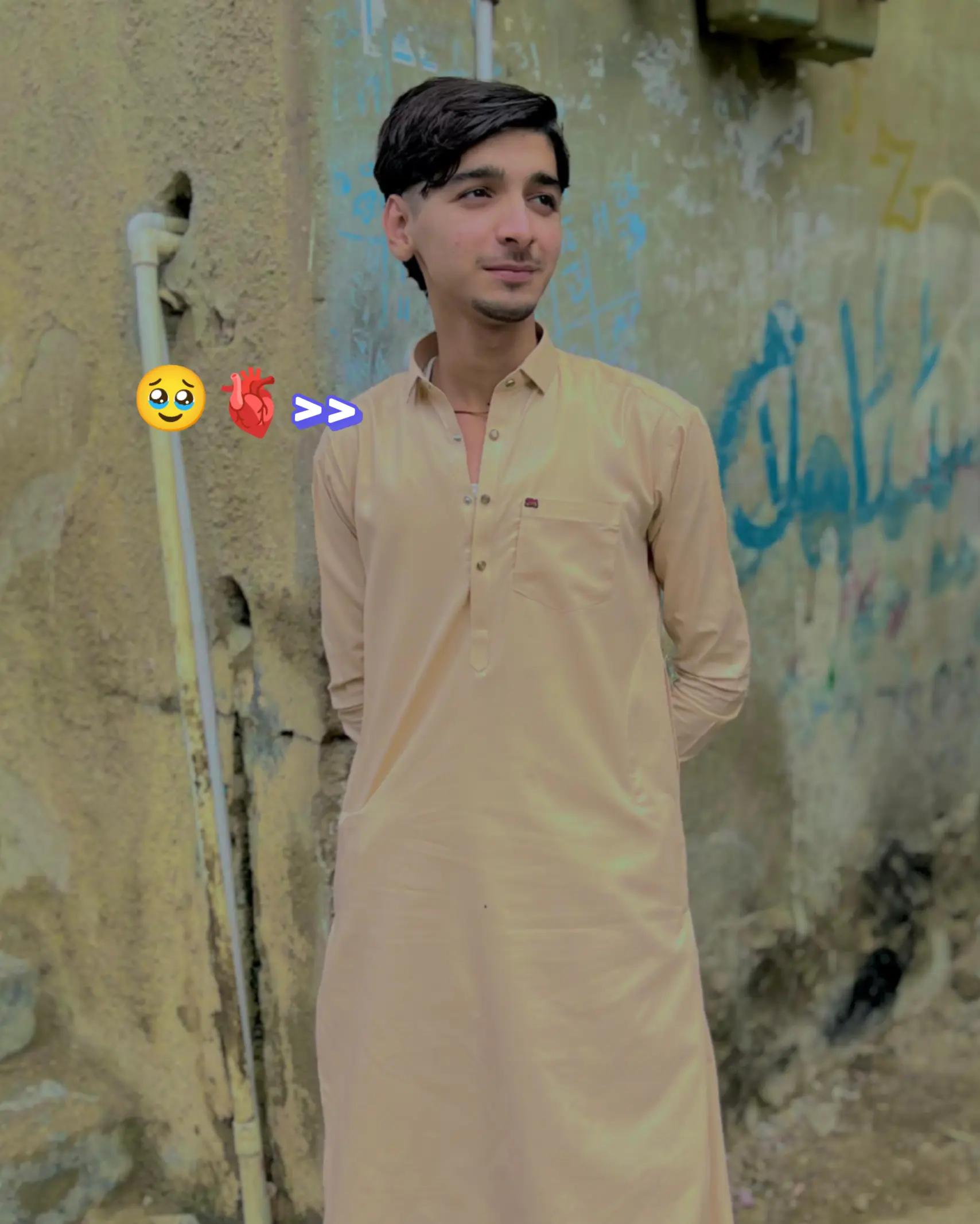 @𝗞𝗵𝗮𝗻𝘇𝗮𝗗𝗮 {𝗛𝗸}👑💸