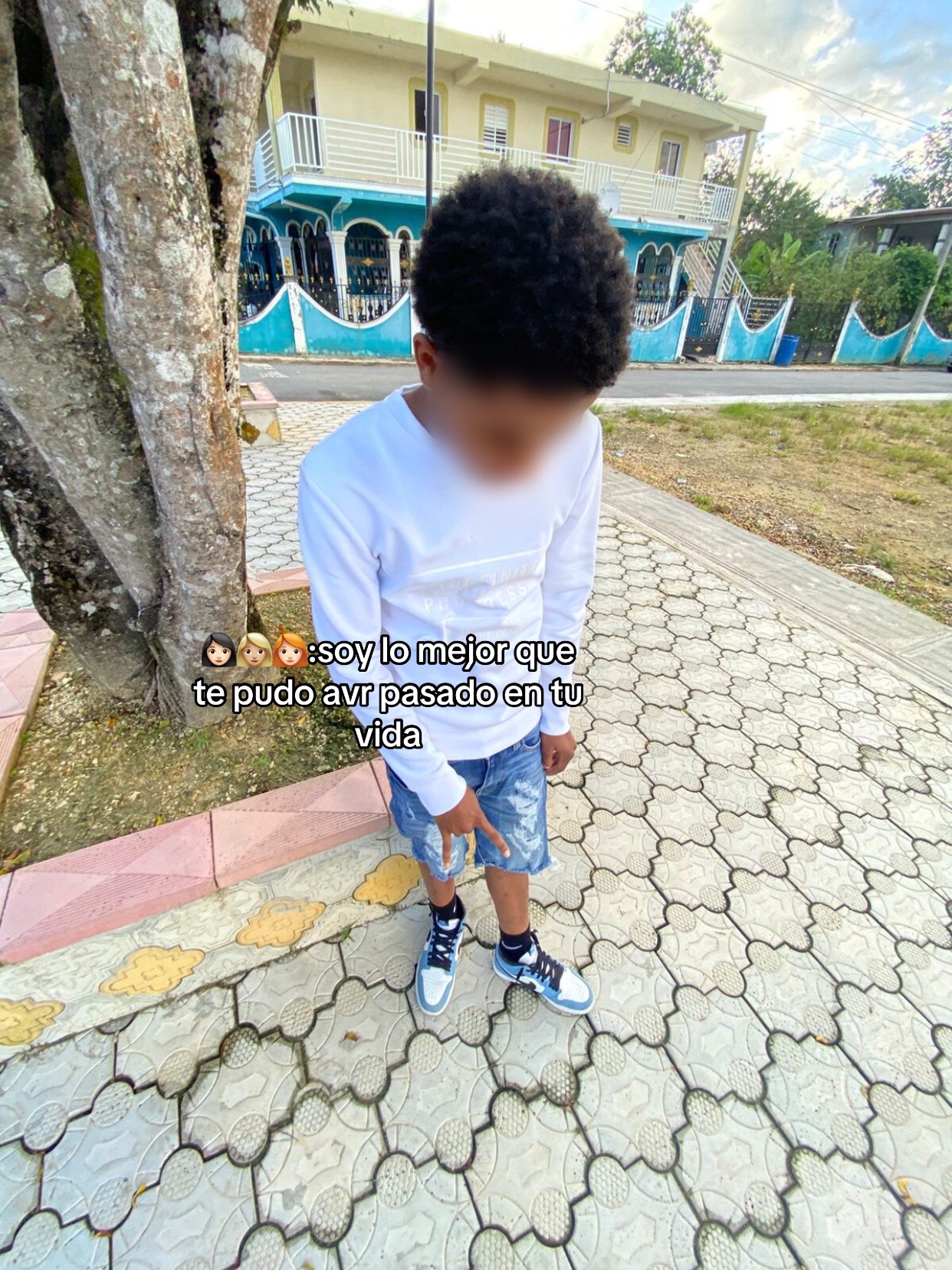 @Lxsther M🧃🕷️
