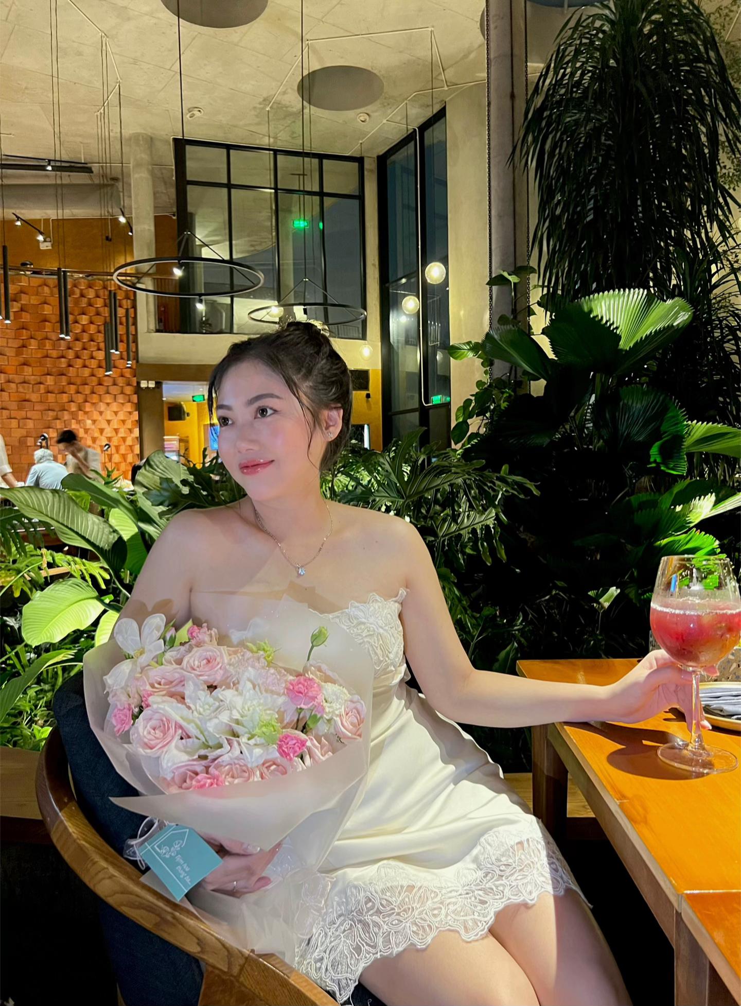 @Tài Linh - Tiệm neo bị khuất