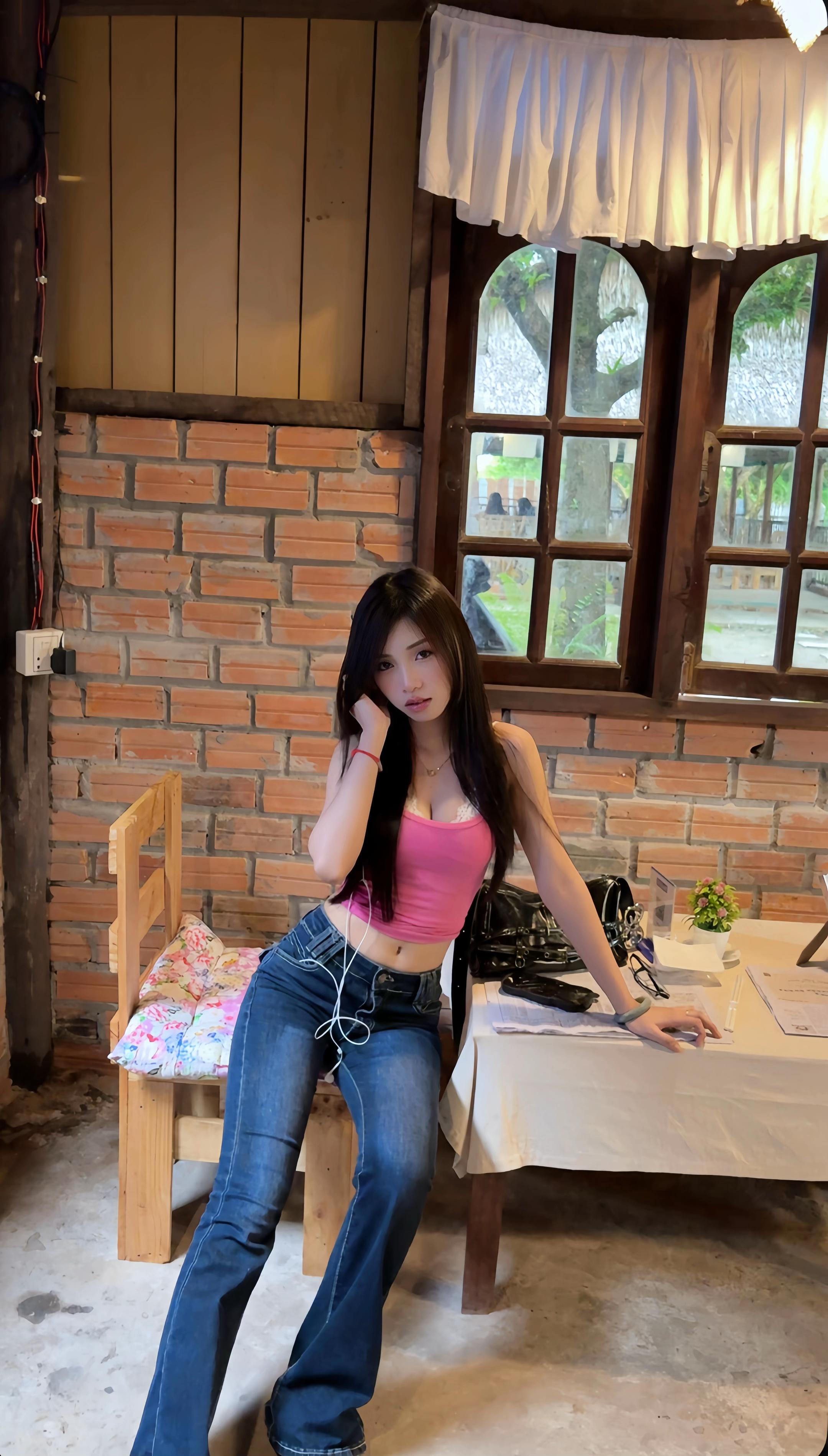 @ជុំទាវលីសា