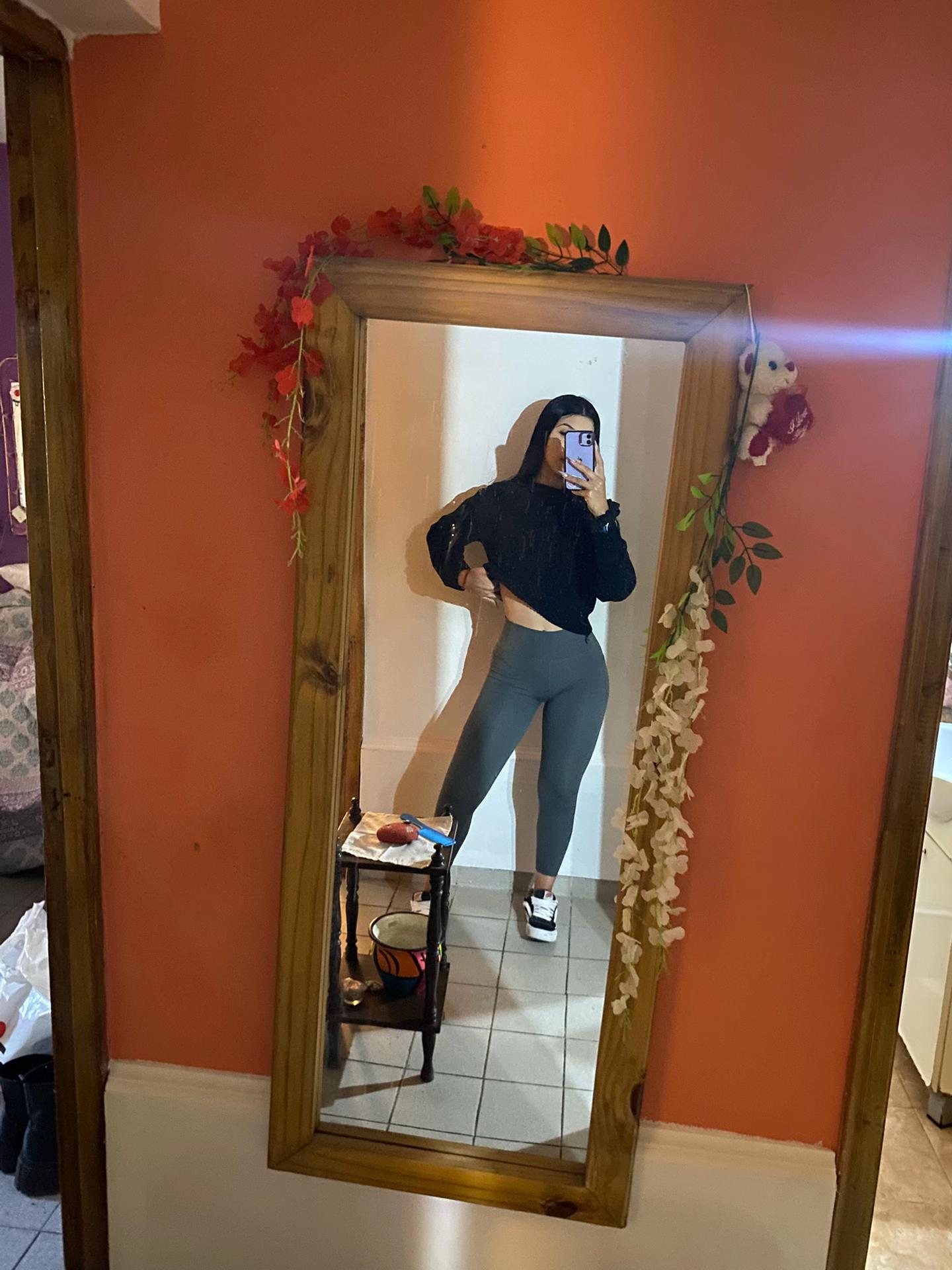 @valeeeeeen🦋