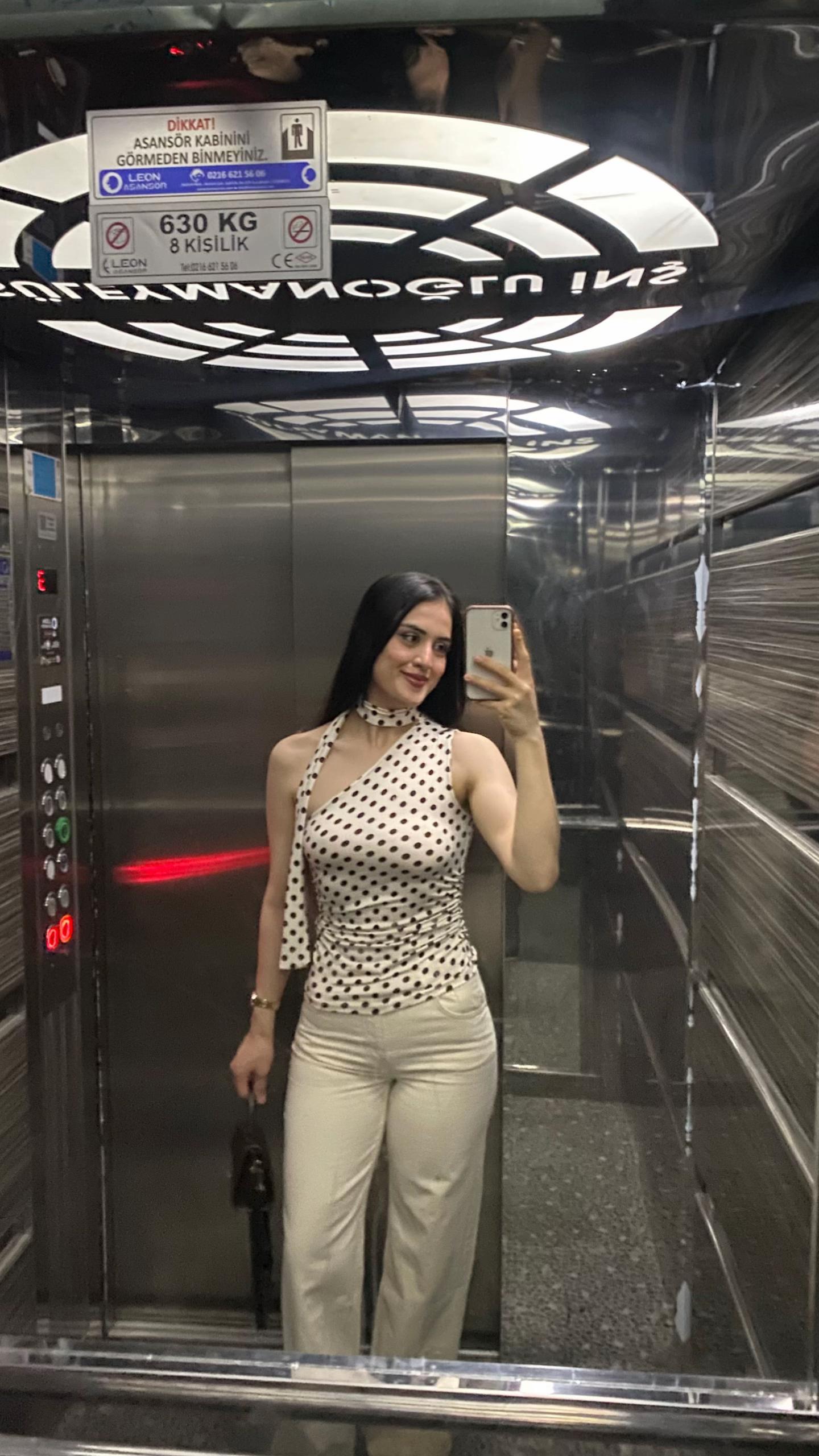 @Ayşenur Parlak