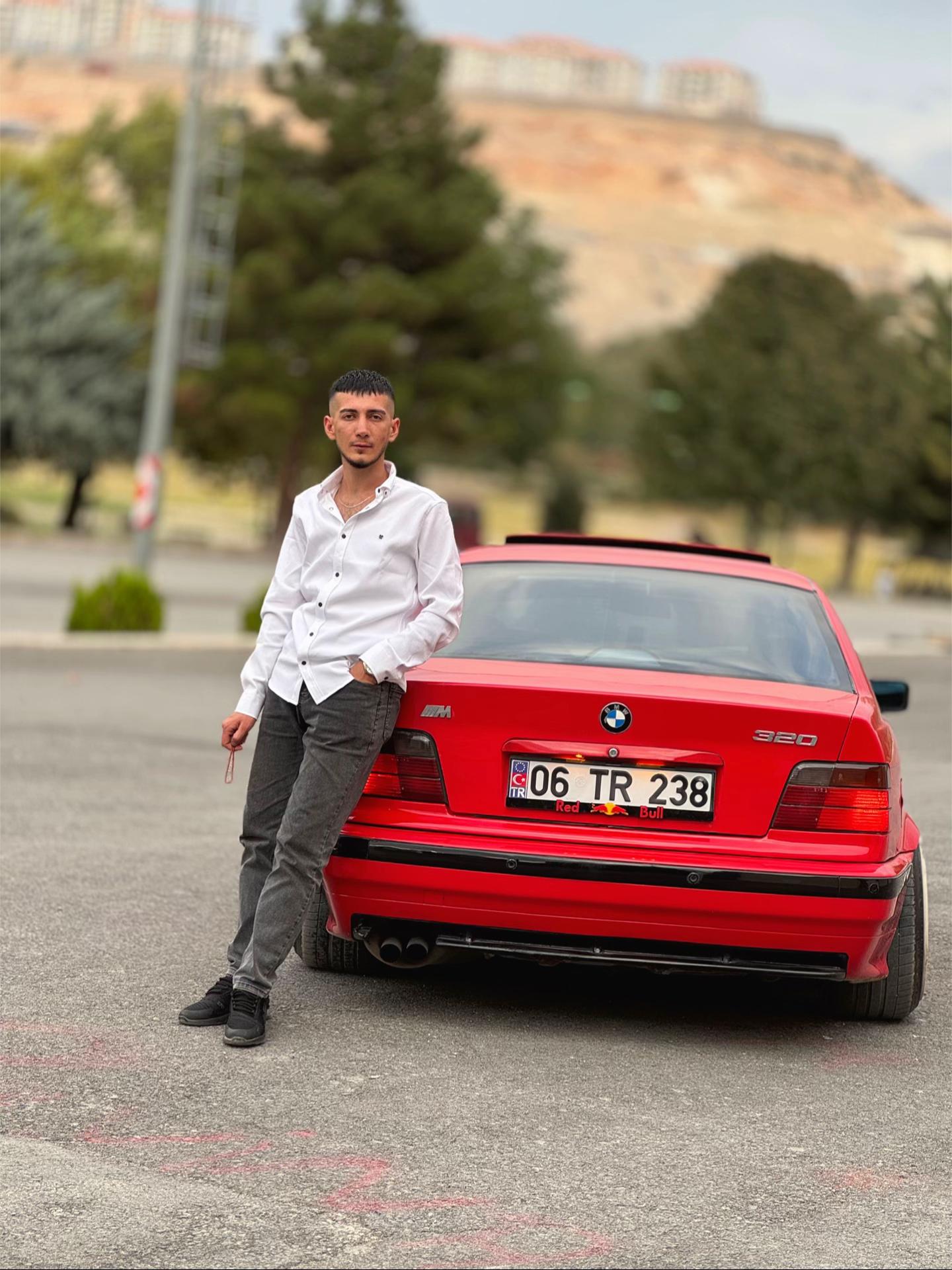 @𝕂 𝔸 𝕋 İ 𝕃 😱 𝔻 𝕆 𝔹 𝕃 ?