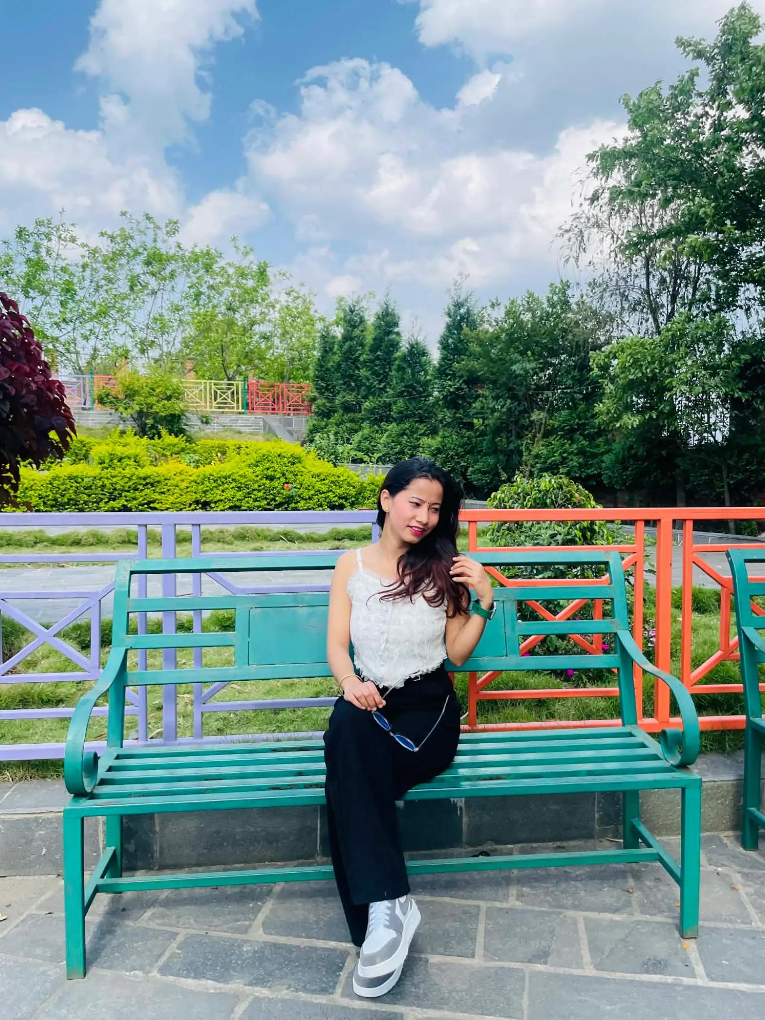 @🧿Pretty Stranger🦚