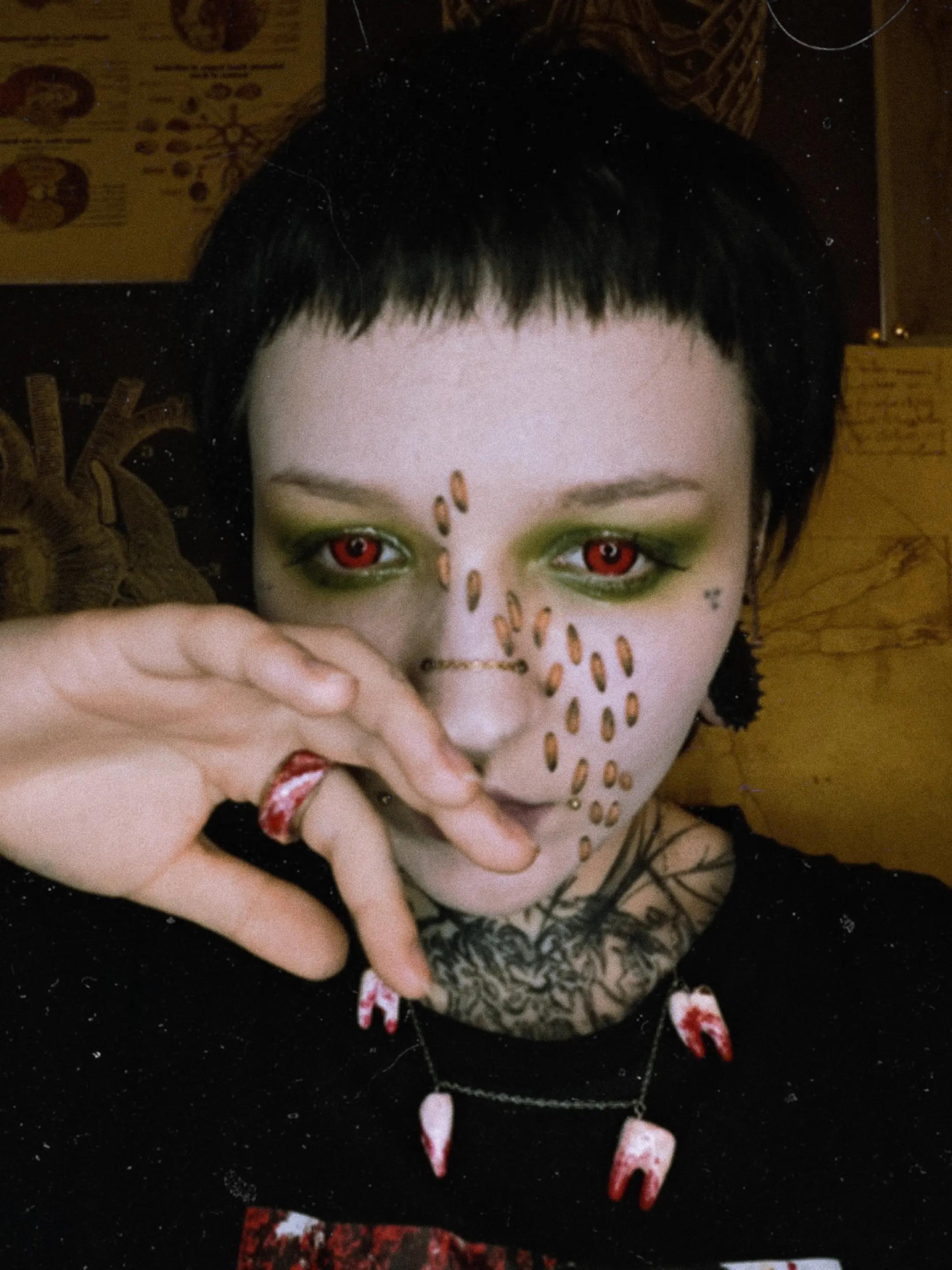 @rotten.candy?