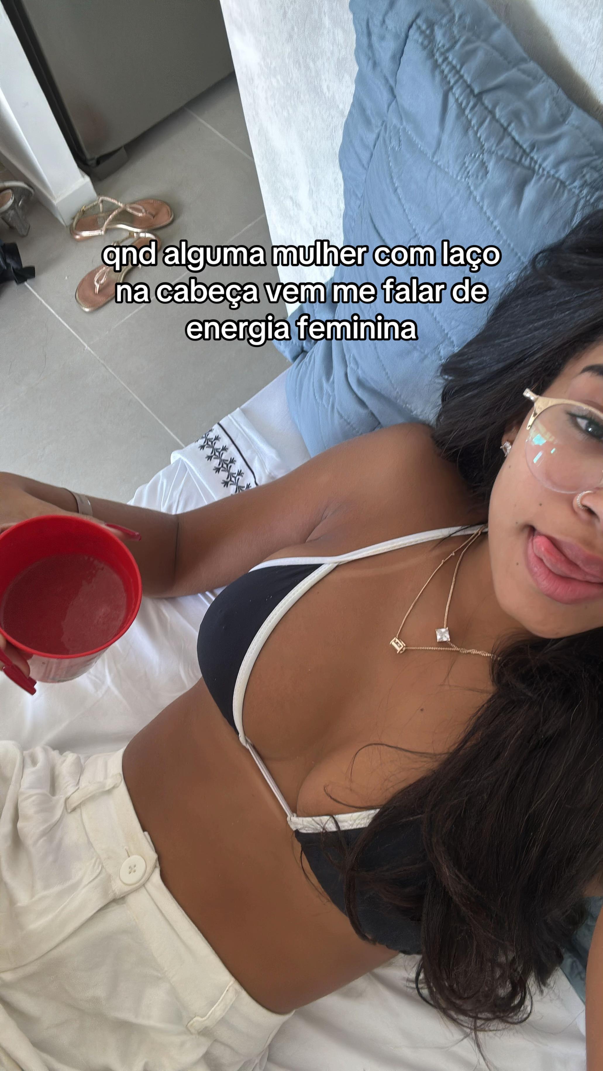@Emiireis