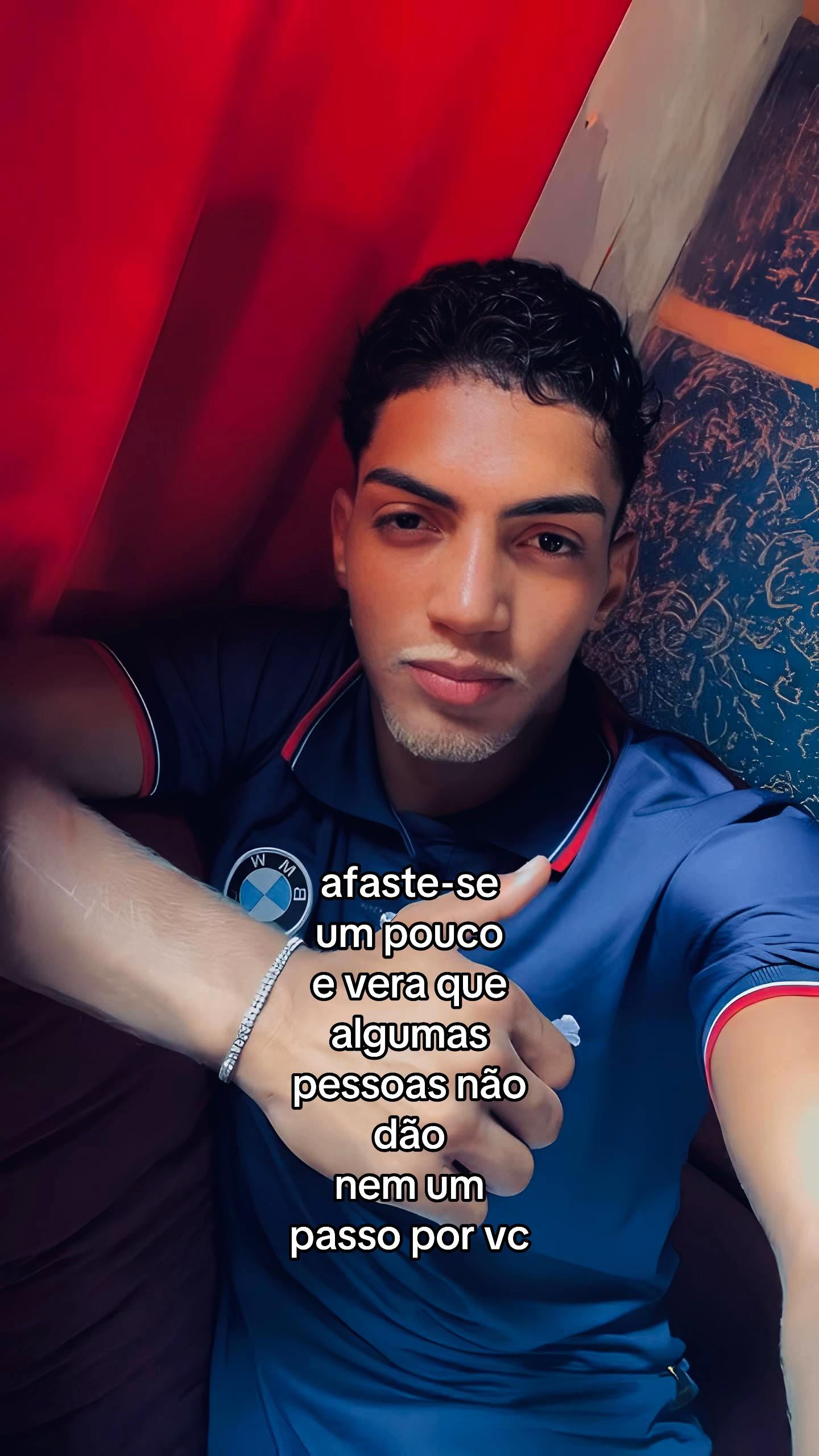 @Usuário traumatizado🎗️