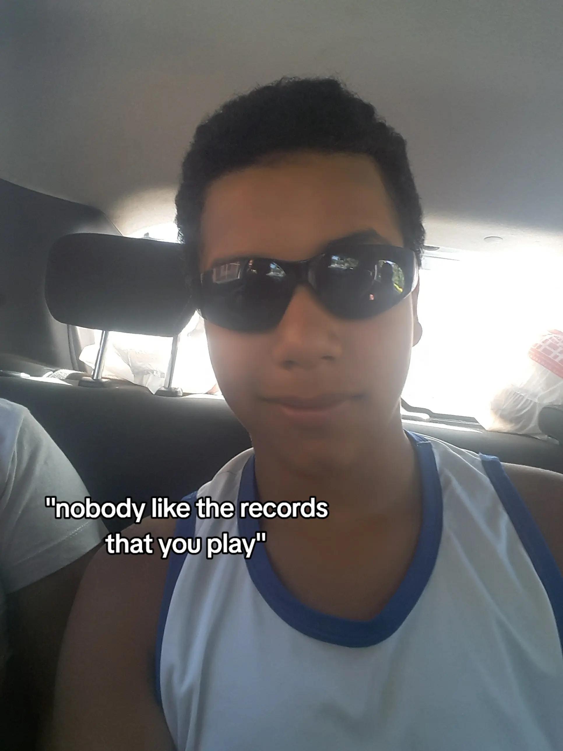 @Jaderson souza de Almeida