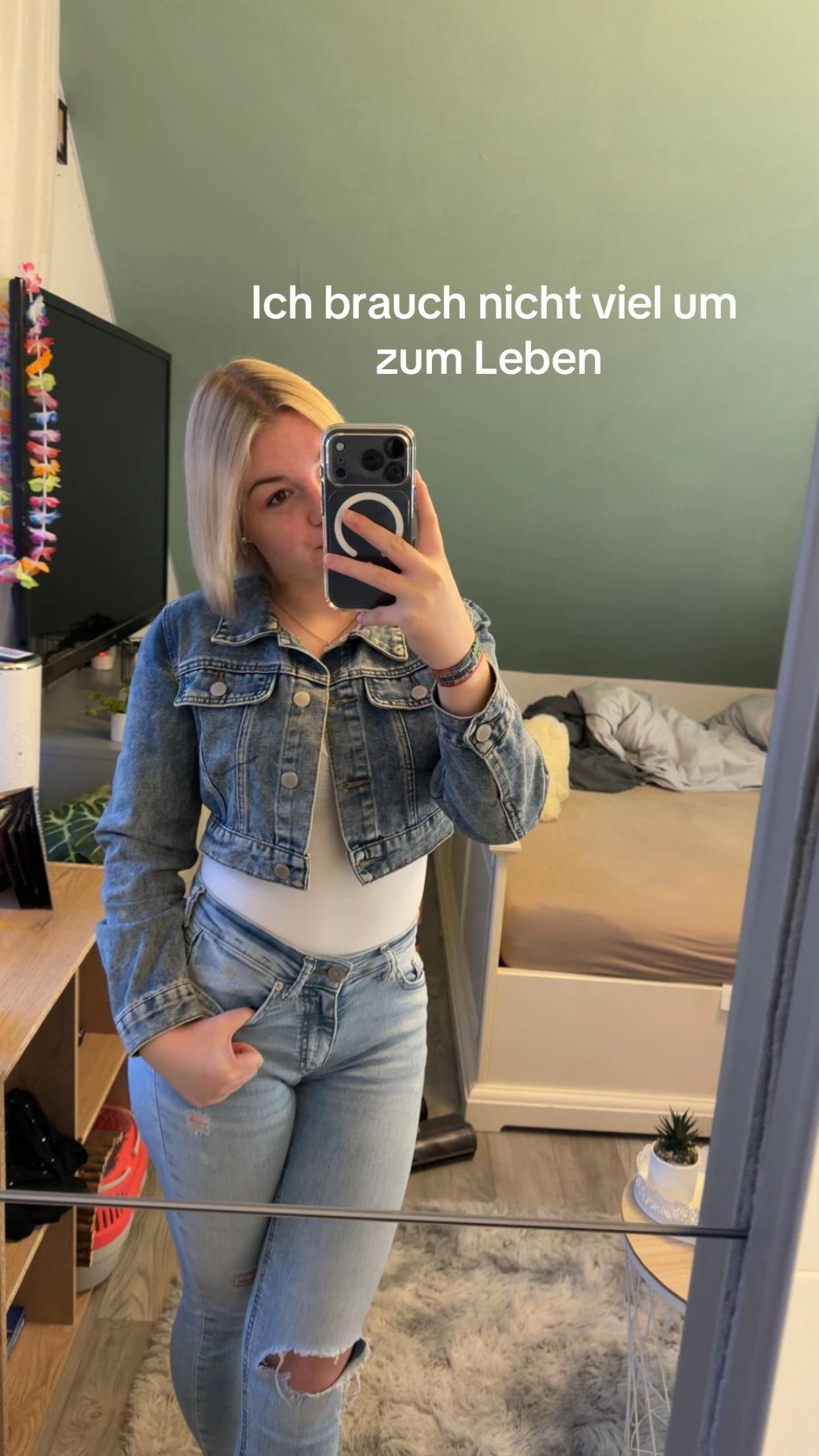 @Laura