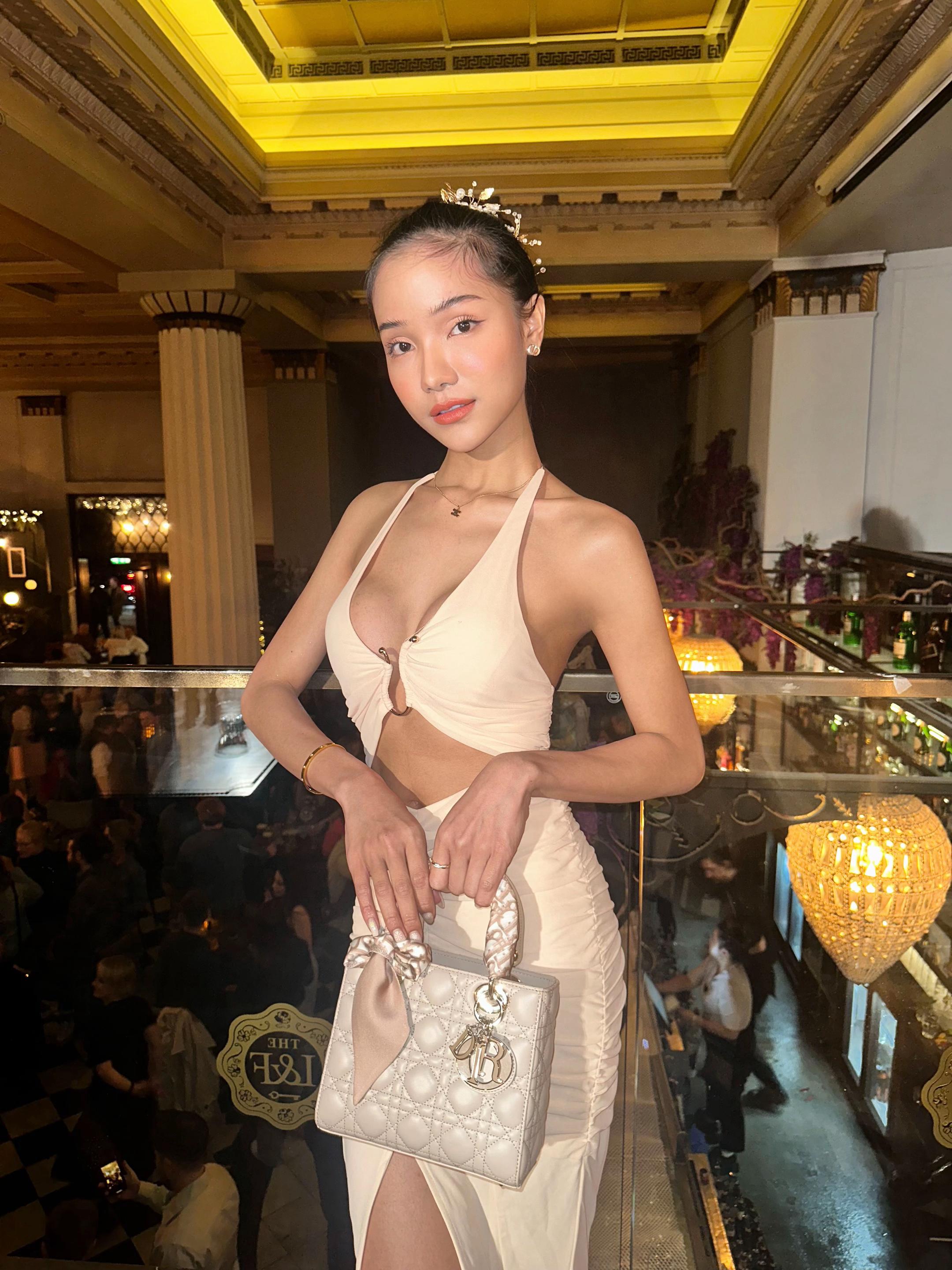 @Eva 🌸