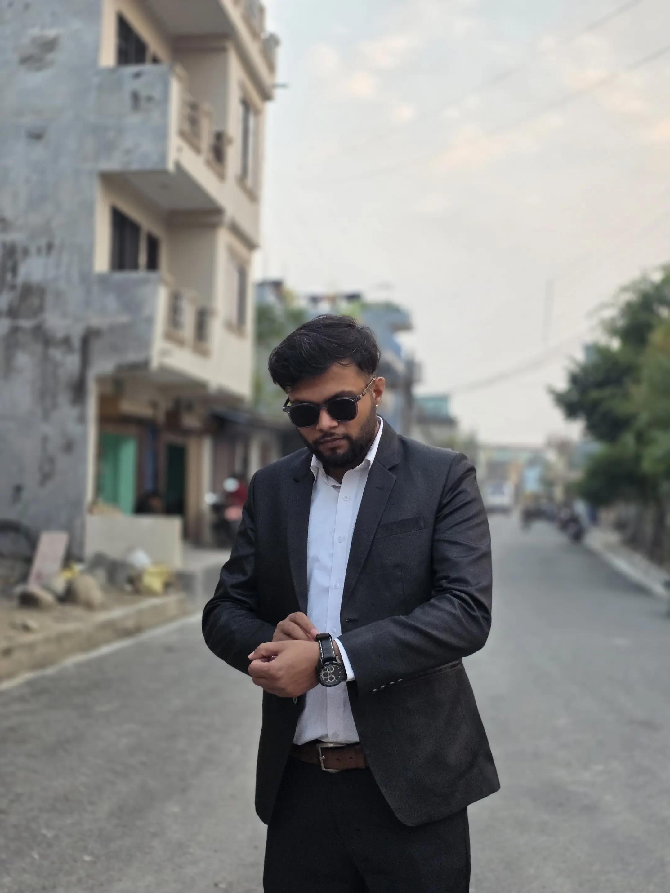 @️Er.Aashis Jaishi