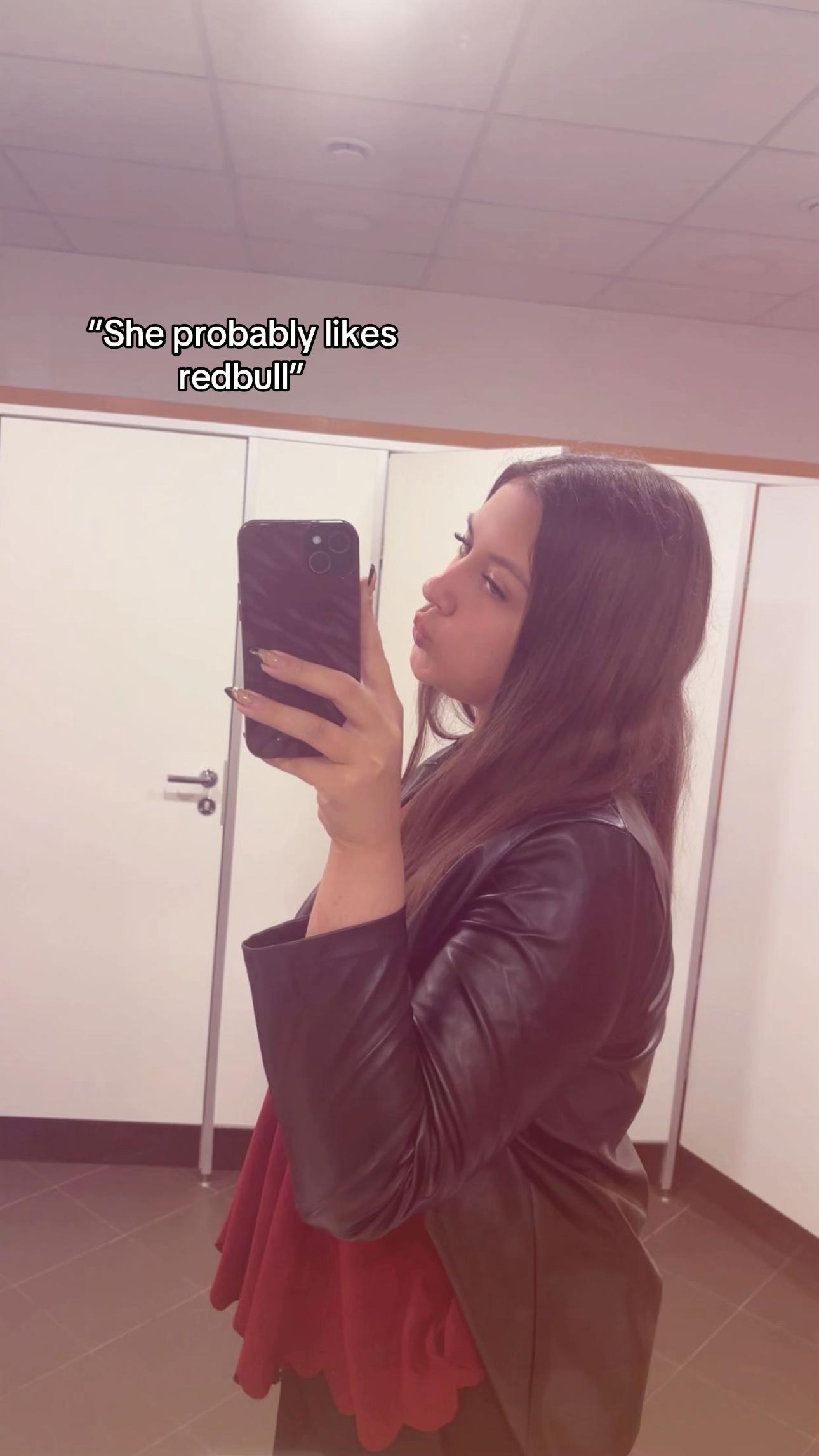 @Estere🤍