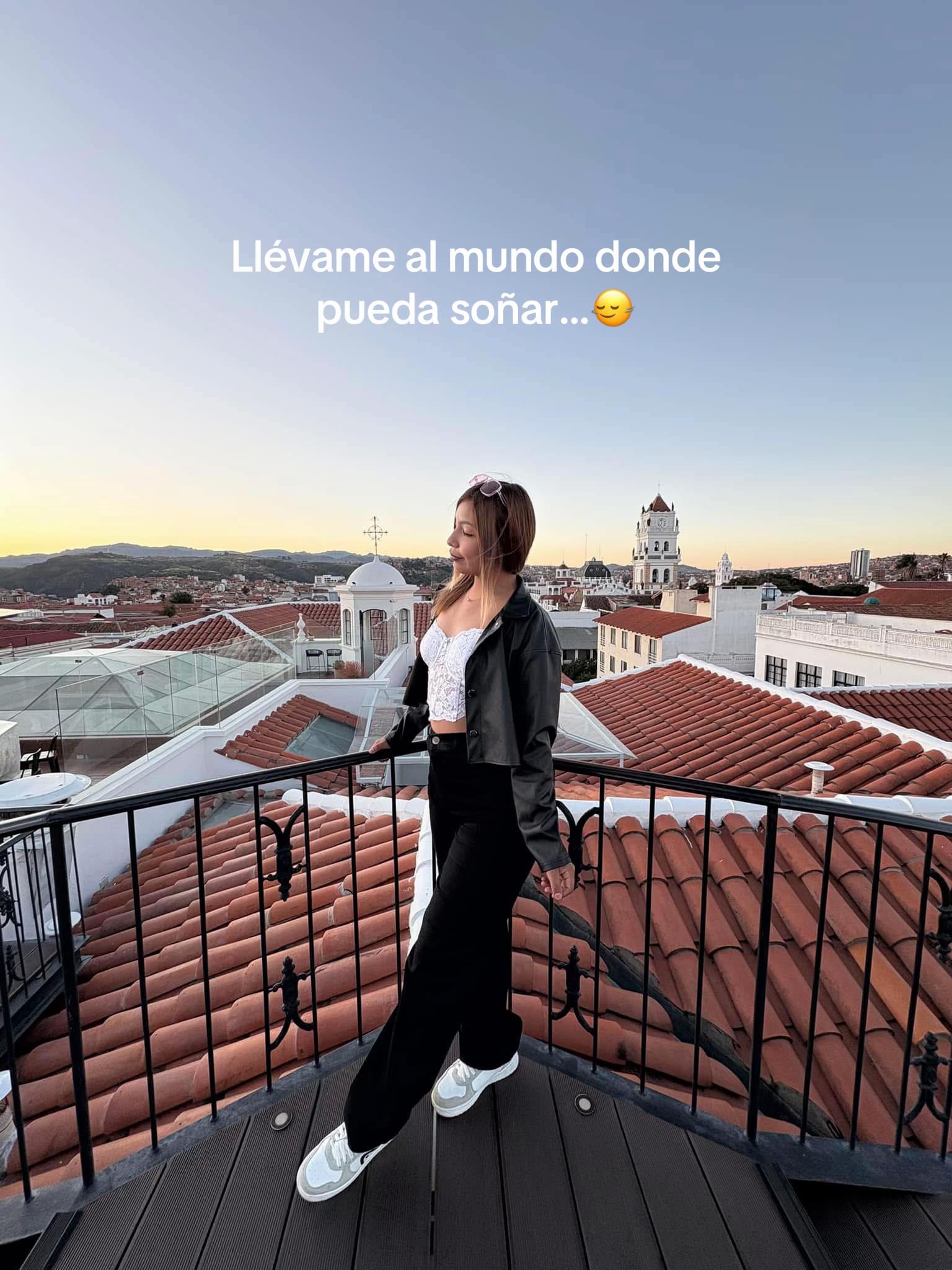 @ᴍᴇʟ🦋